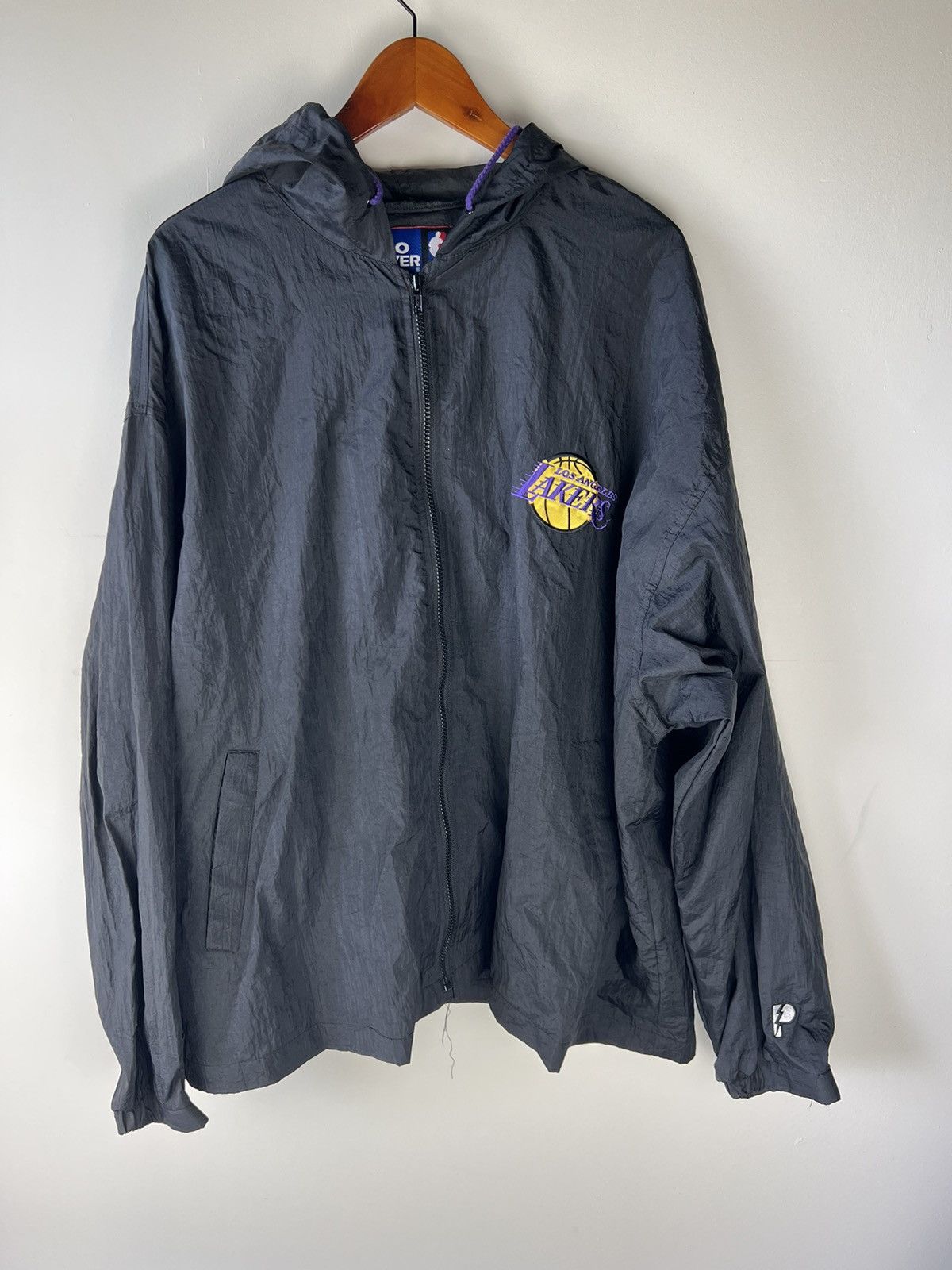 NBA Vintage Pro Player Los Angeles Lakers Windbreaker Size US XXL / EU 58 / 5 - 1 Thumbnail