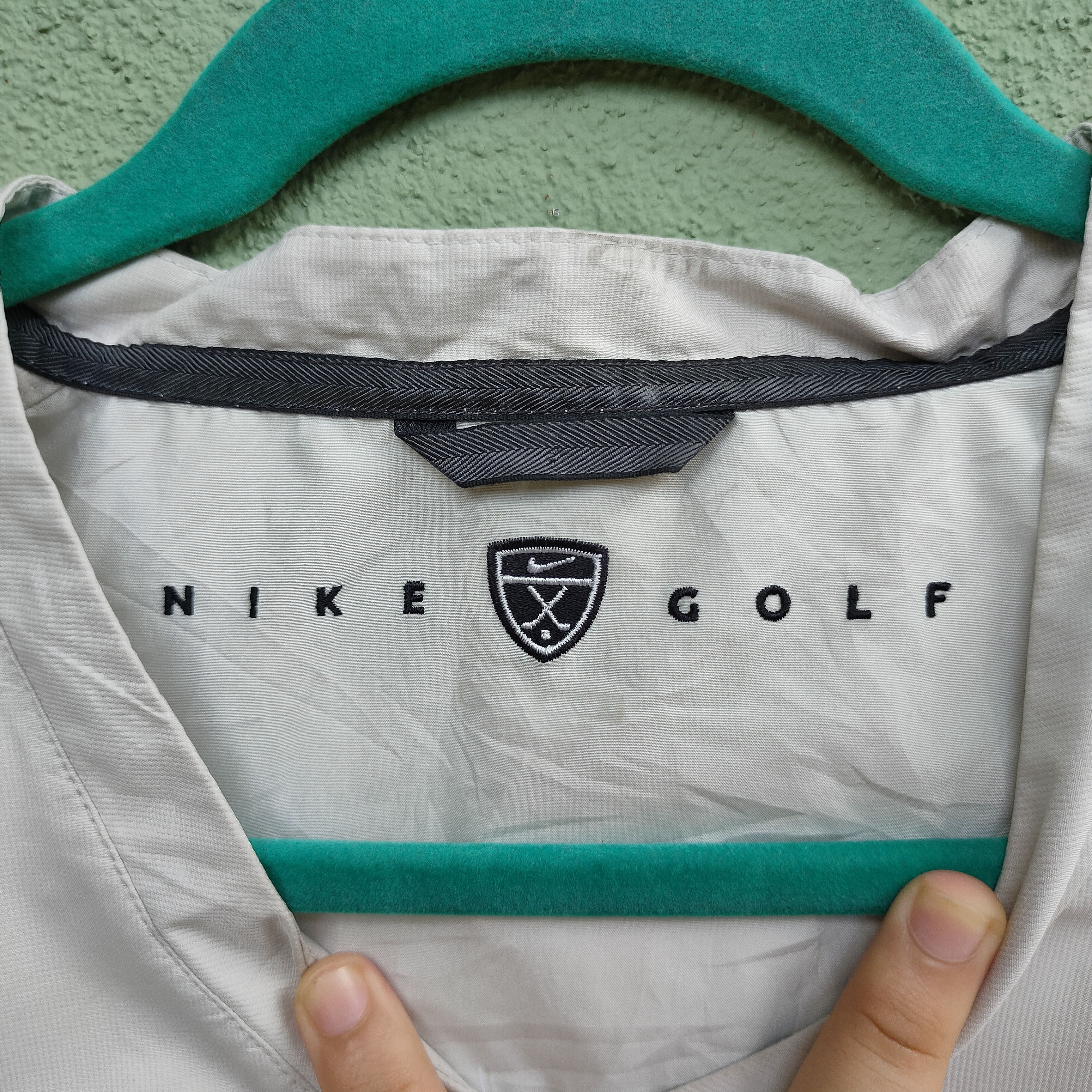 Nike Vintage Nike Golf Embroidery Small Logo Sweatshirt Size US XL / EU 56 / 4 - 7 Thumbnail