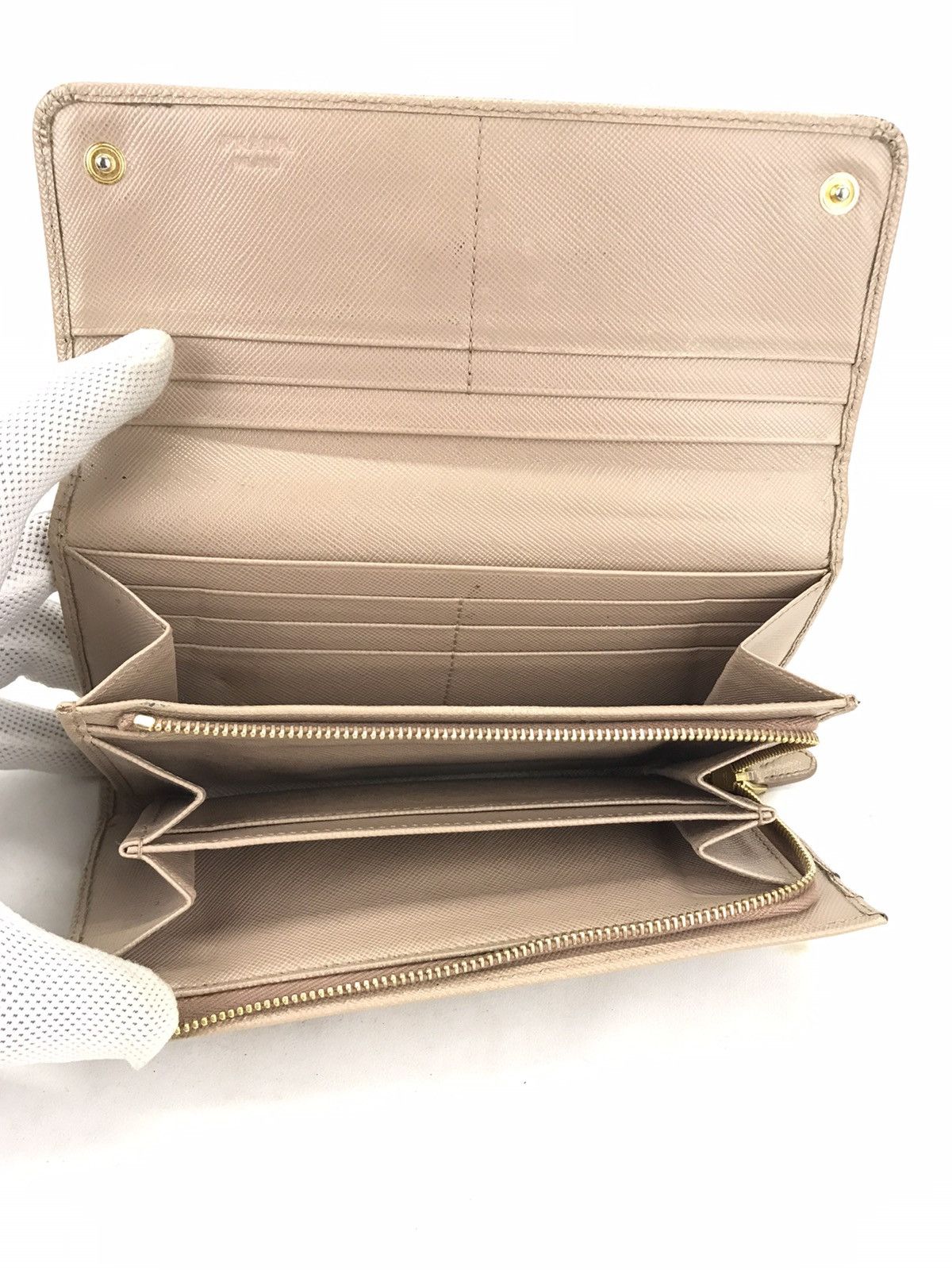 Prada ❌Last Drop❌ Authentic Prada Long Wallet Size ONE SIZE - 11 Thumbnail