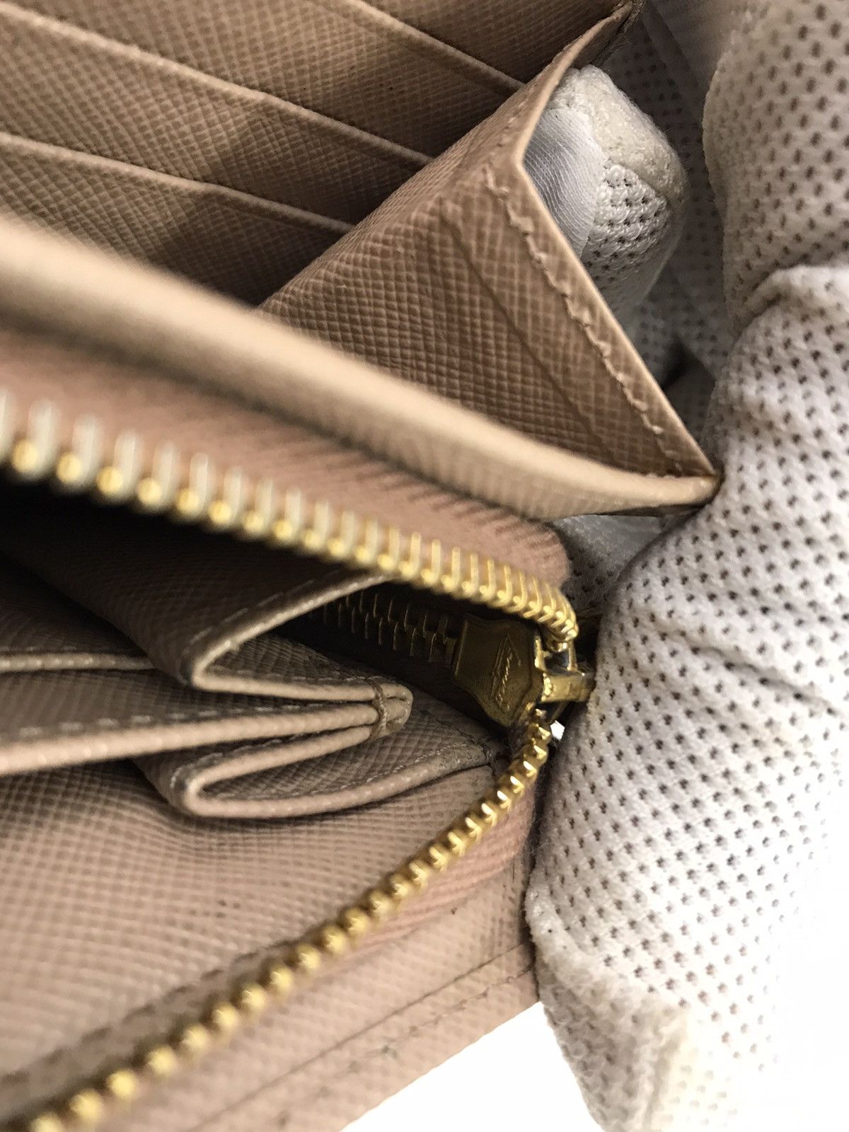 Prada ❌Last Drop❌ Authentic Prada Long Wallet Size ONE SIZE - 22 Thumbnail