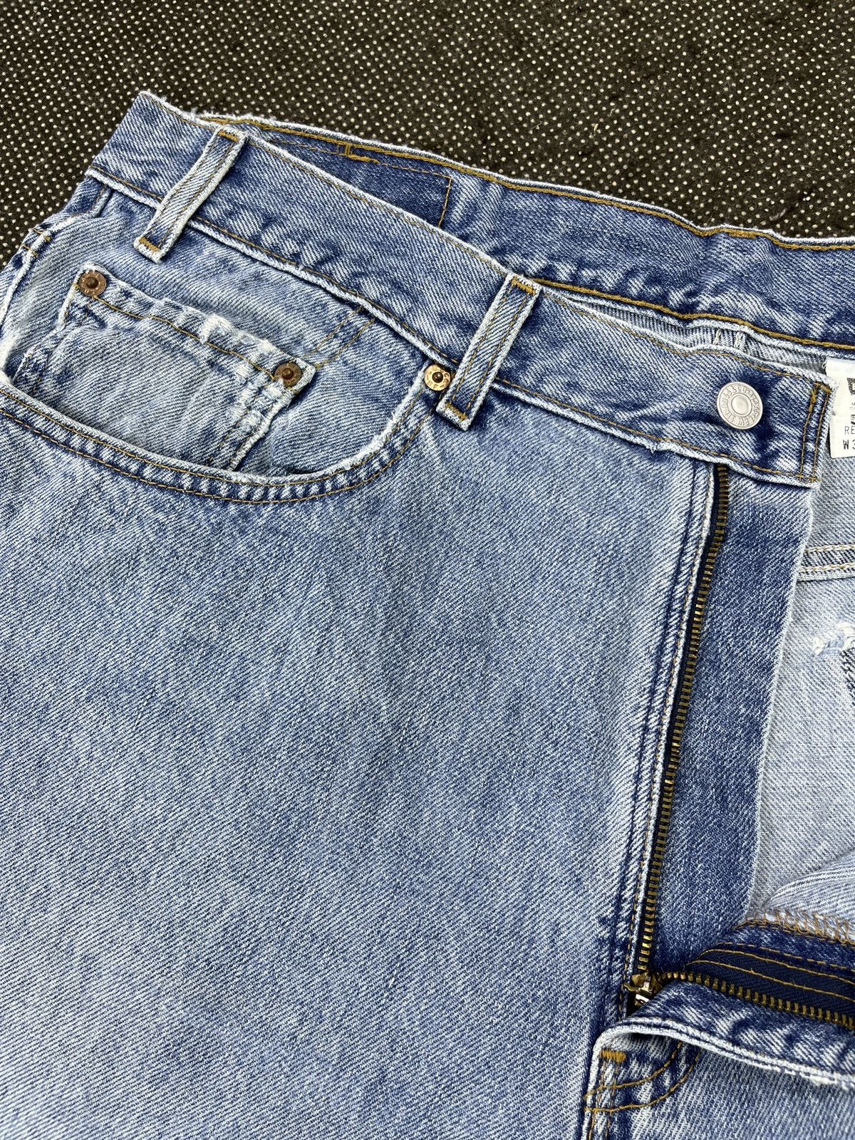 Levi's × Vintage 90’s Vintage Levis 550 Stone Wash Jeans - J729 Size US 38 / EU 54 - 7 Thumbnail