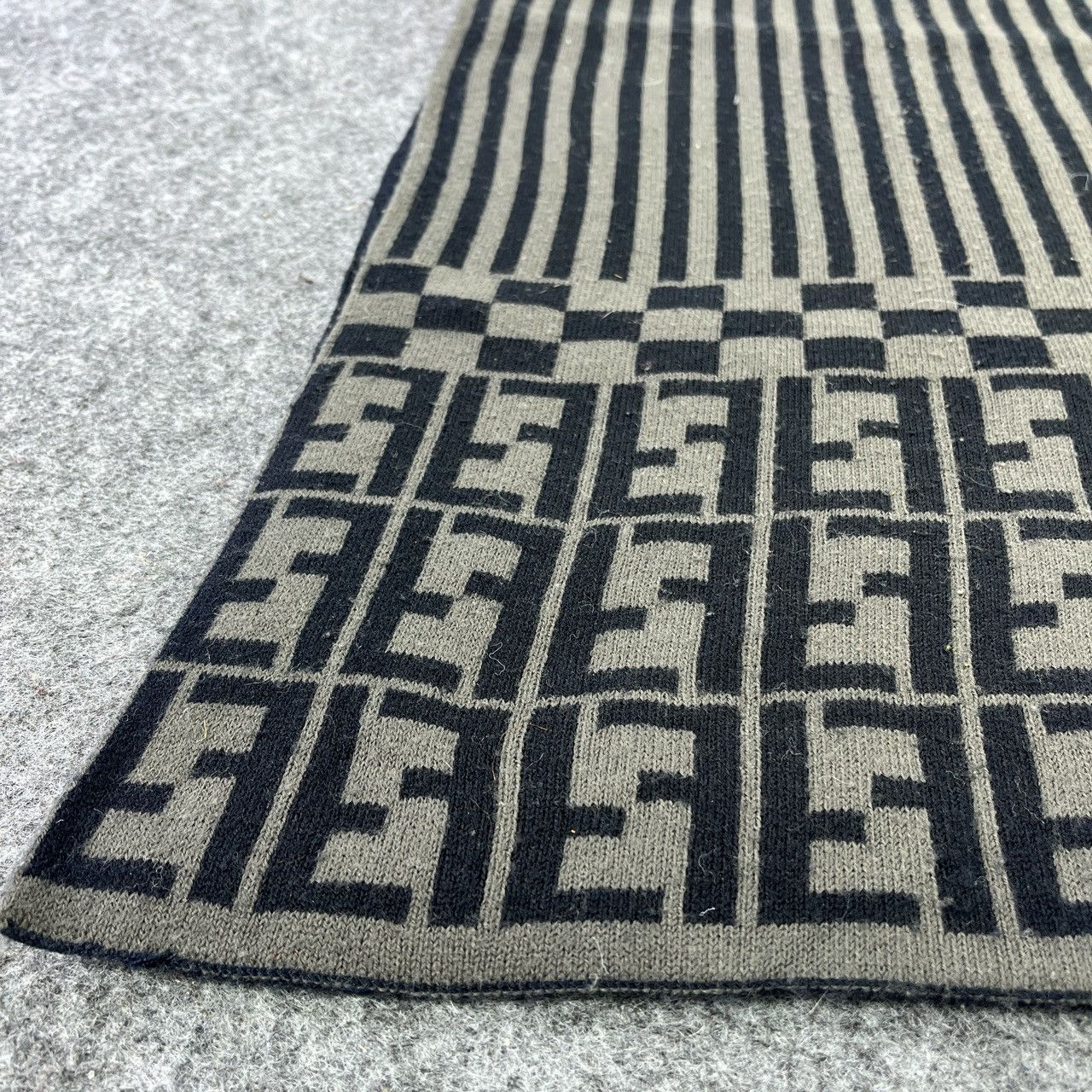 Vintage Fendi Scarf / Muffler / Neckwear T429 Size ONE SIZE - 6 Thumbnail
