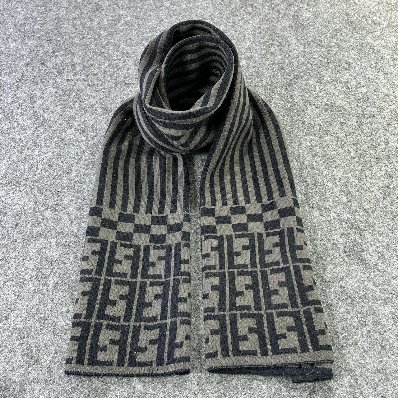 Vintage Fendi Scarf / Muffler / Neckwear T429 Size ONE SIZE - 5 Thumbnail