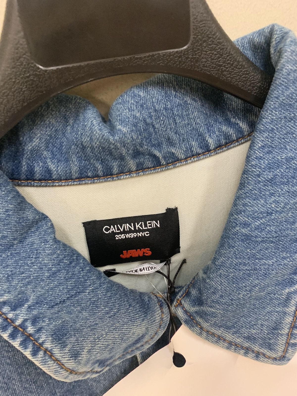 Calvin Klein 205W39NYC Calvin x Jaws Denim Jacket Size US XL / EU 56 / 4 - 12 Thumbnail