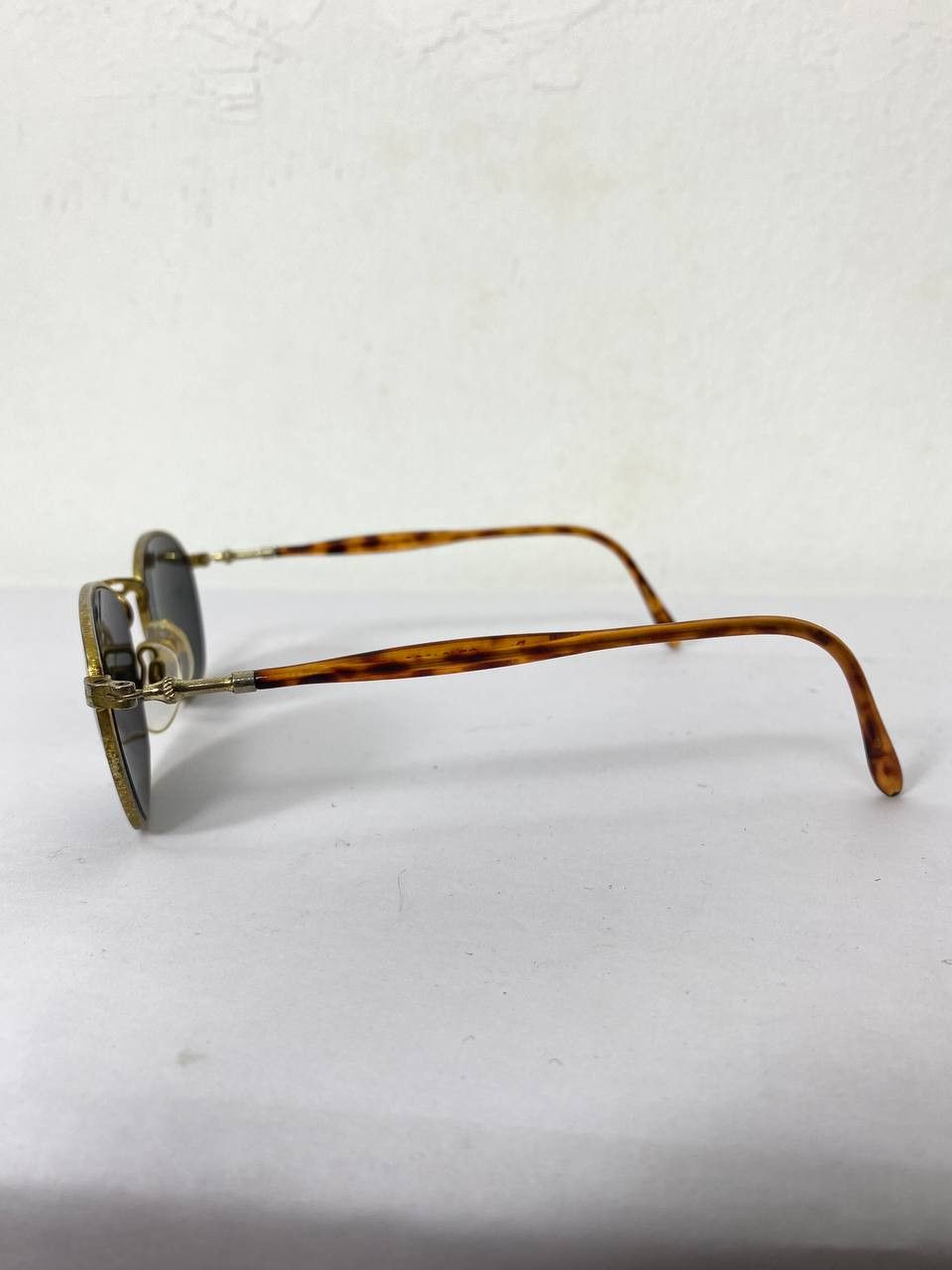 Designer vintage christian diana oval sunglass nice design Size ONE SIZE - 4 Thumbnail
