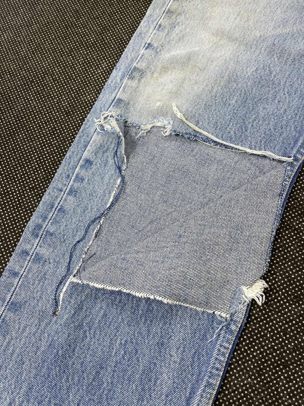 Levi's × Vintage Vintage Levis 501 Ripped Stone Wash Jeans - J654 Size US 33 - 7 Thumbnail