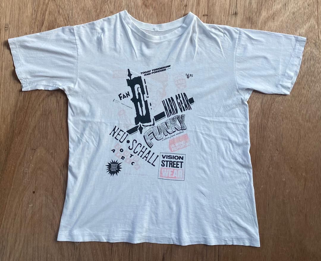 Vintage vintage tee C11 Size US L / EU 52-54 / 3 - 1 Thumbnail