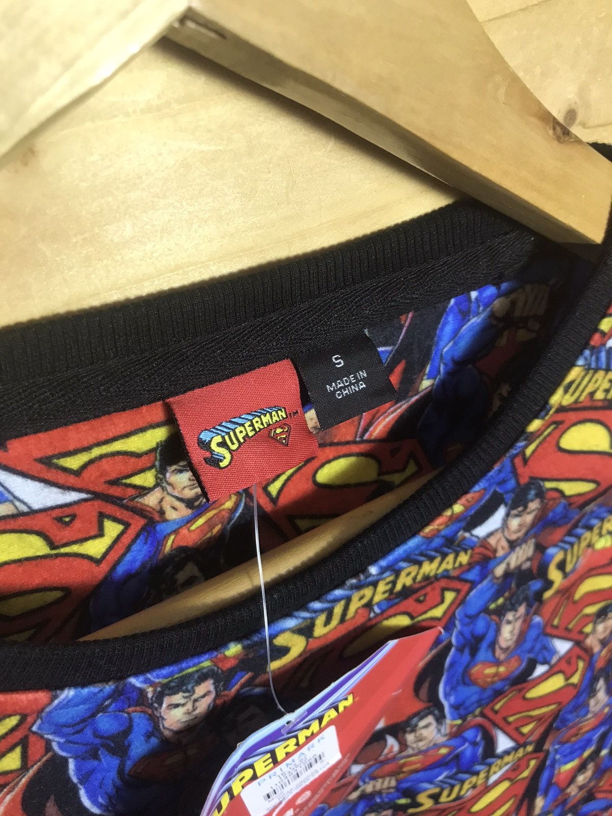 DC Comics 2016 DC comics Superman monogram sweatshirt with tag Size US S / EU 44-46 / 1 - 6 Thumbnail