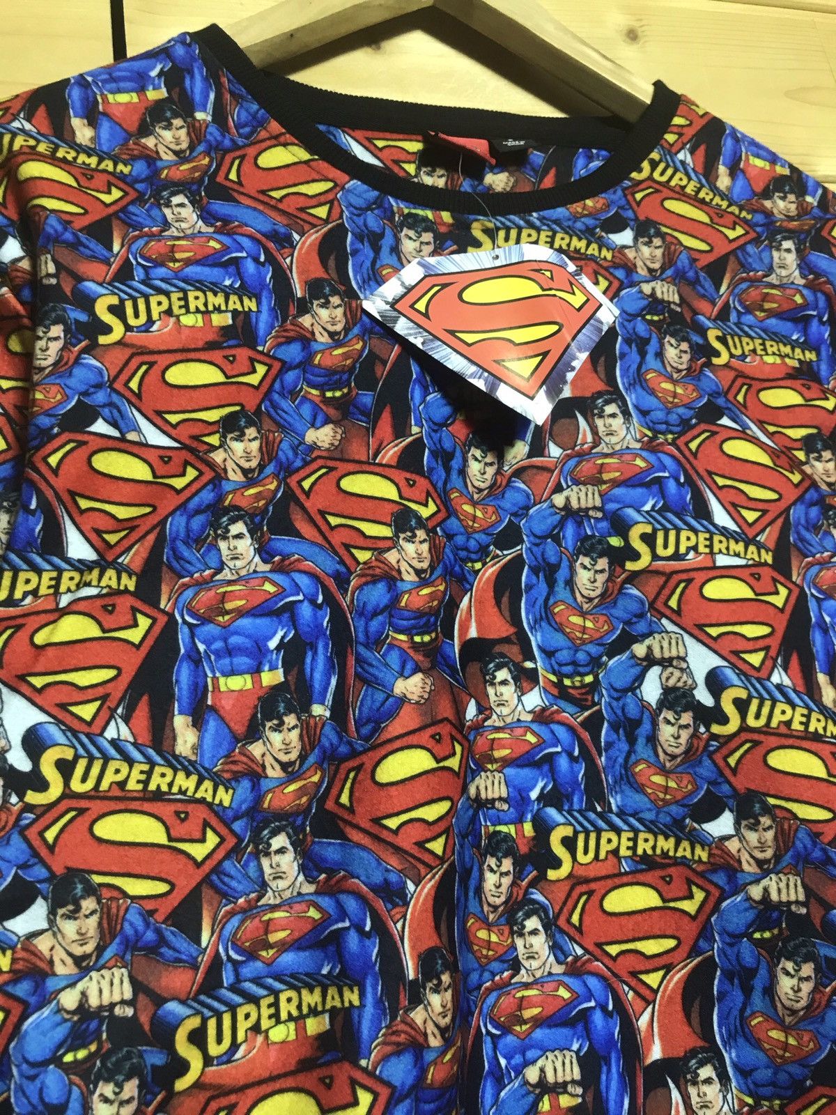 DC Comics 2016 DC comics Superman monogram sweatshirt with tag Size US S / EU 44-46 / 1 - 1 Thumbnail