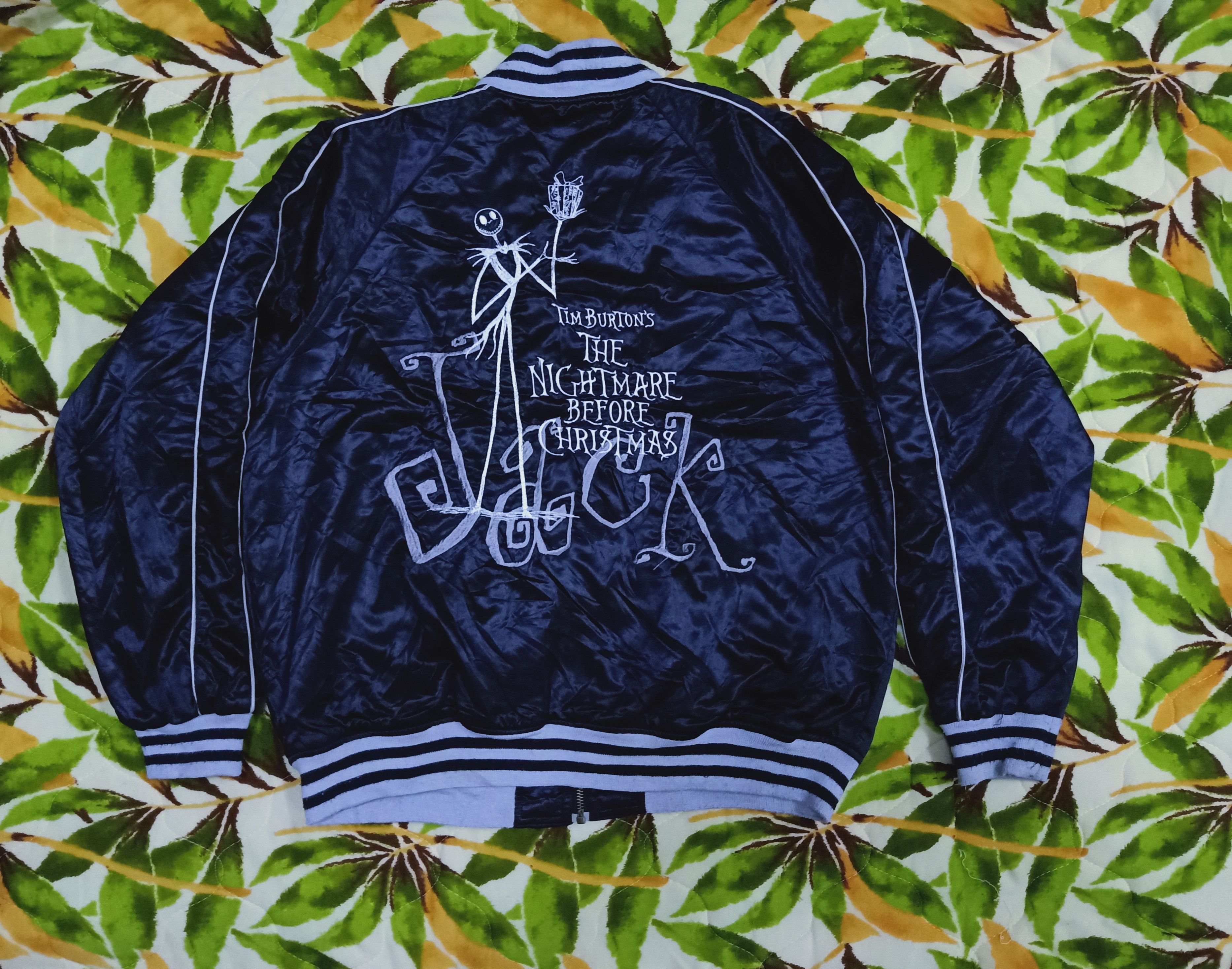 Disney Tim Burton Belle Maison satin Bombers Jacket Size US L / EU 52-54 / 3 - 1 Thumbnail