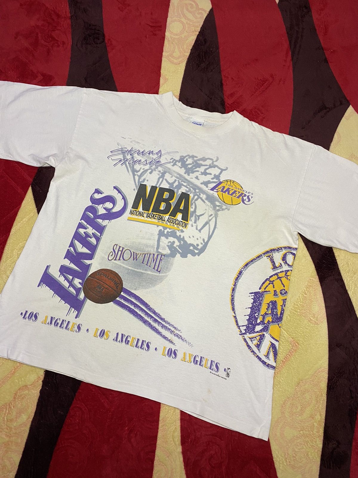 NBA × Vintage Vintage 90s Los Angeles Lakers tshirt Size US XL / EU 56 / 4 - 3 Thumbnail