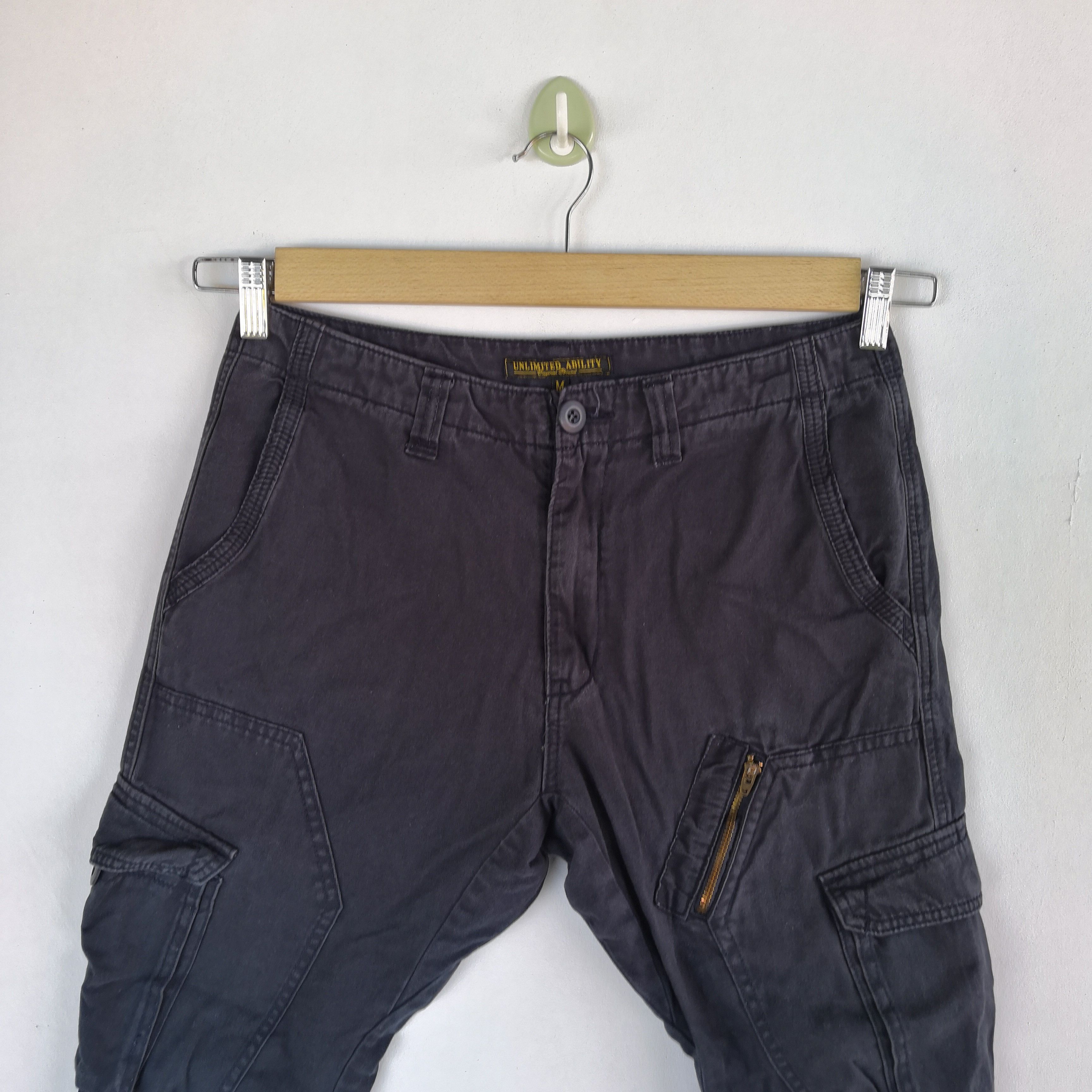 Japanese Brand × Vintage Japanese Cargo Pants Multi Pocket Bondage Parachute Size US 30 / EU 46 - 4 Thumbnail