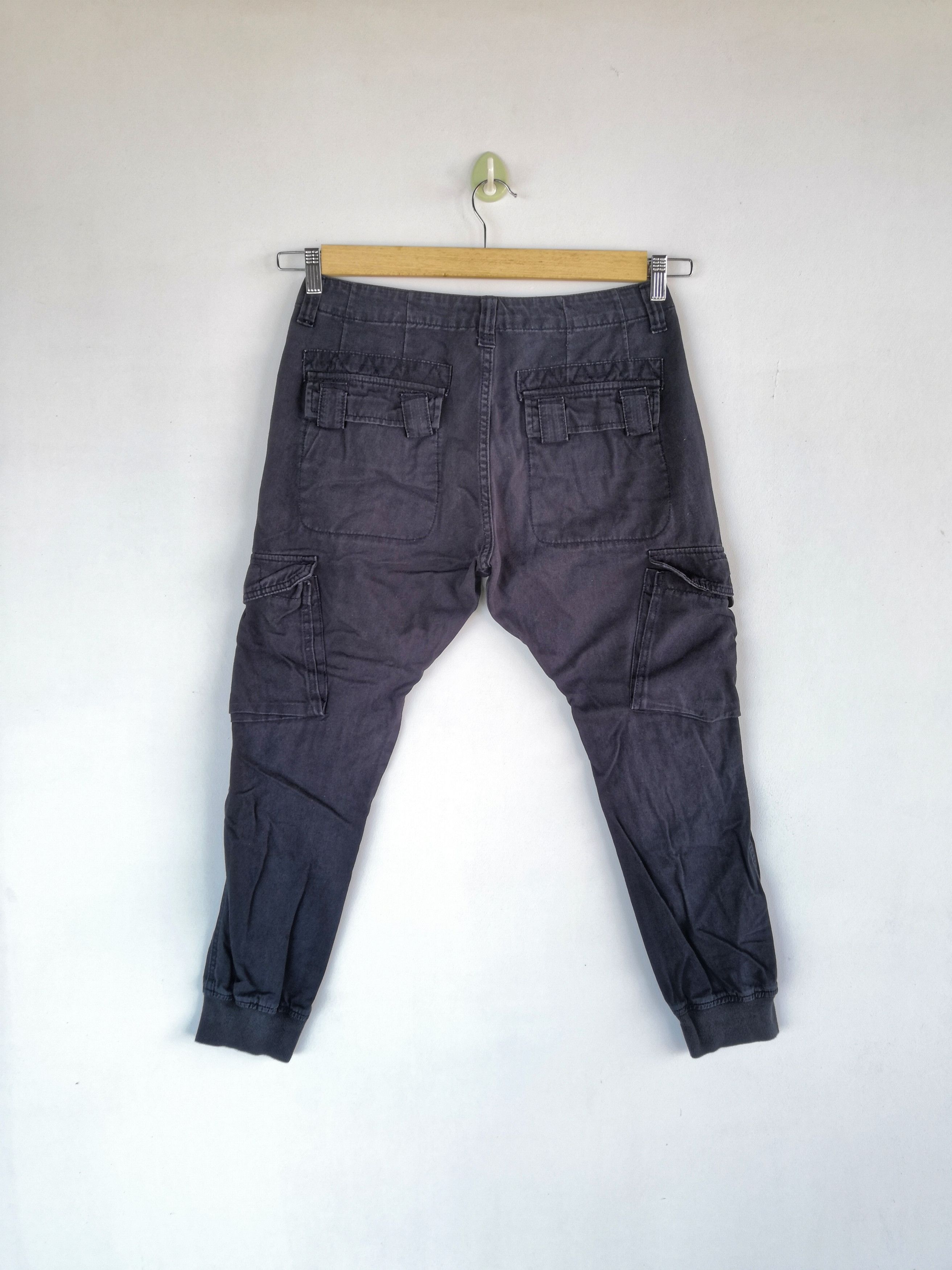Japanese Brand × Vintage Japanese Cargo Pants Multi Pocket Bondage Parachute Size US 30 / EU 46 - 2 Thumbnail