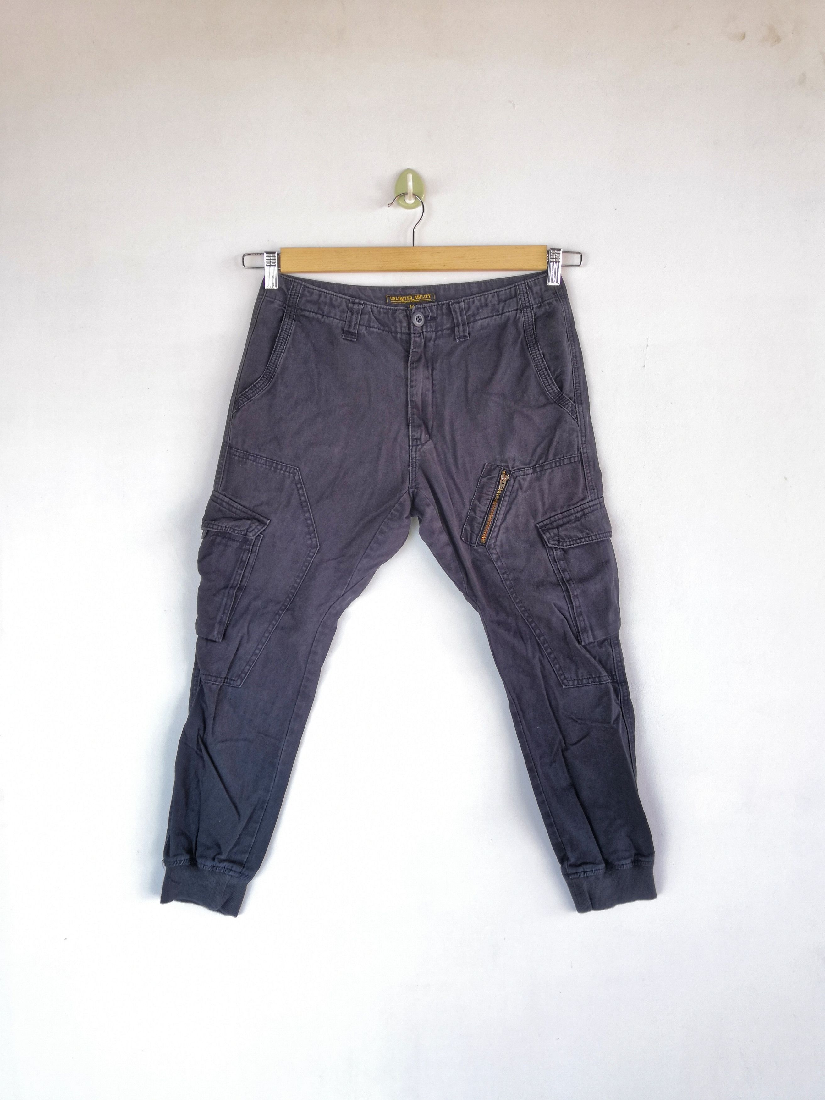 Japanese Brand × Vintage Japanese Cargo Pants Multi Pocket Bondage Parachute Size US 30 / EU 46 - 1 Thumbnail