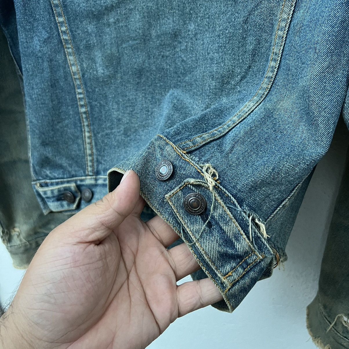 Japanese Brand RARE TRUE VINTAGE DISTRESSED TRUCKER DENIM JACKET Size US M / EU 48-50 / 2 - 10 Thumbnail