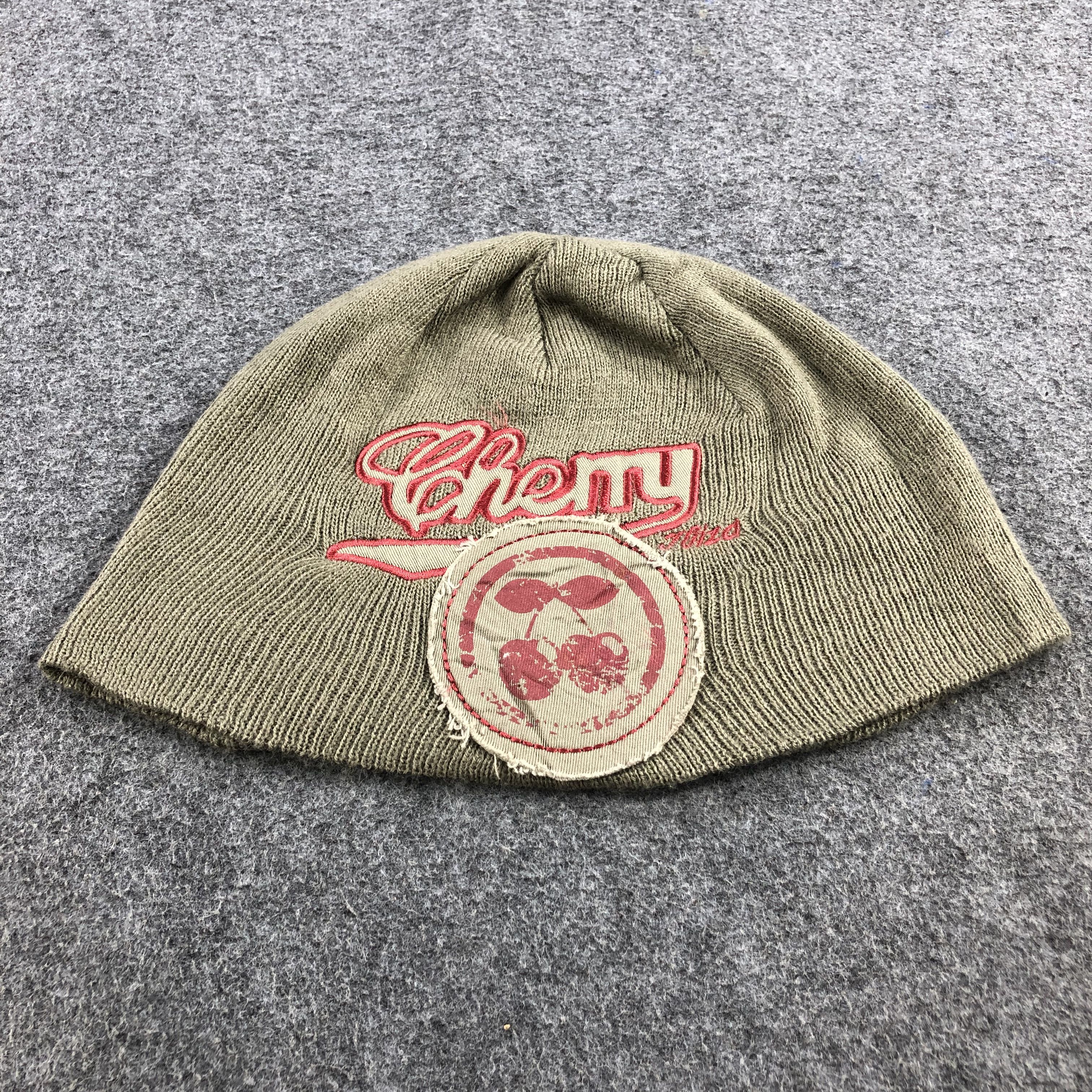 Japanese Brand Cherry Slouchy Beanie Snowcap Snow Hat B138 Size ONE SIZE - 2 Thumbnail