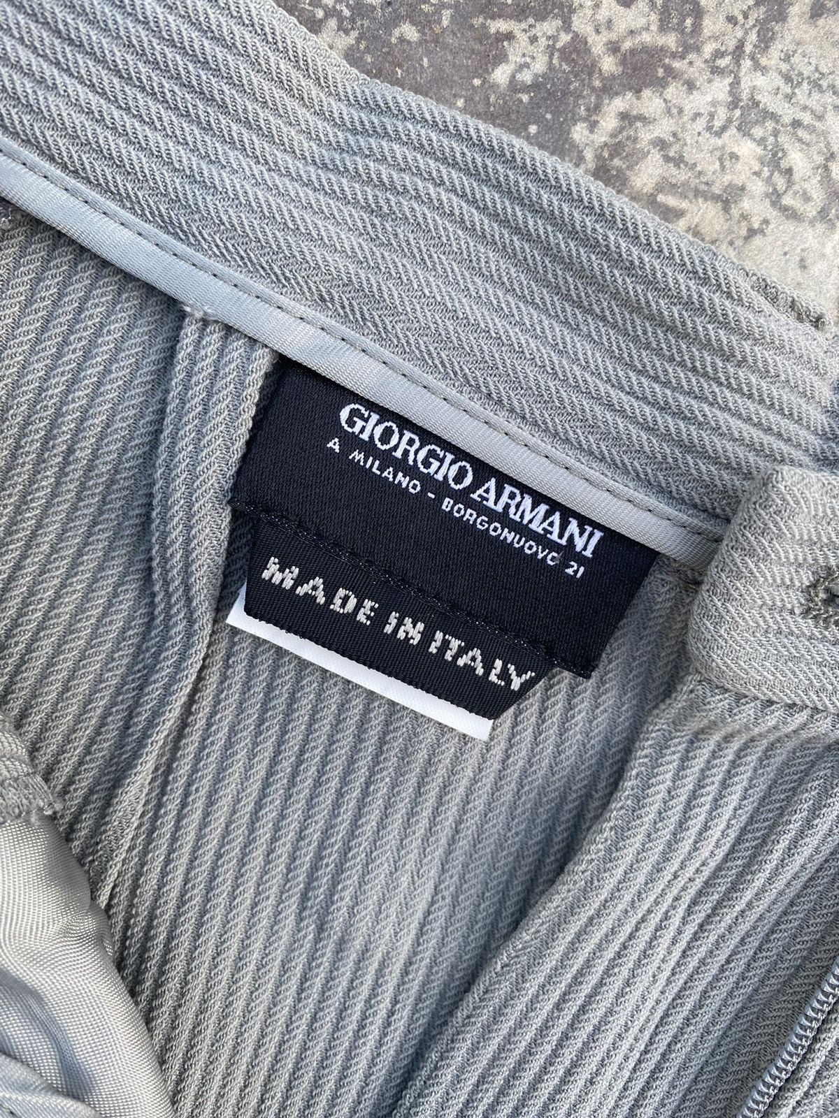 Giorgio Armani × Vintage ⚡️Rare⚡️ Vintage Giorgio Armani Pleated Pant Size 26" / US 2 / IT 38 - 6 Thumbnail