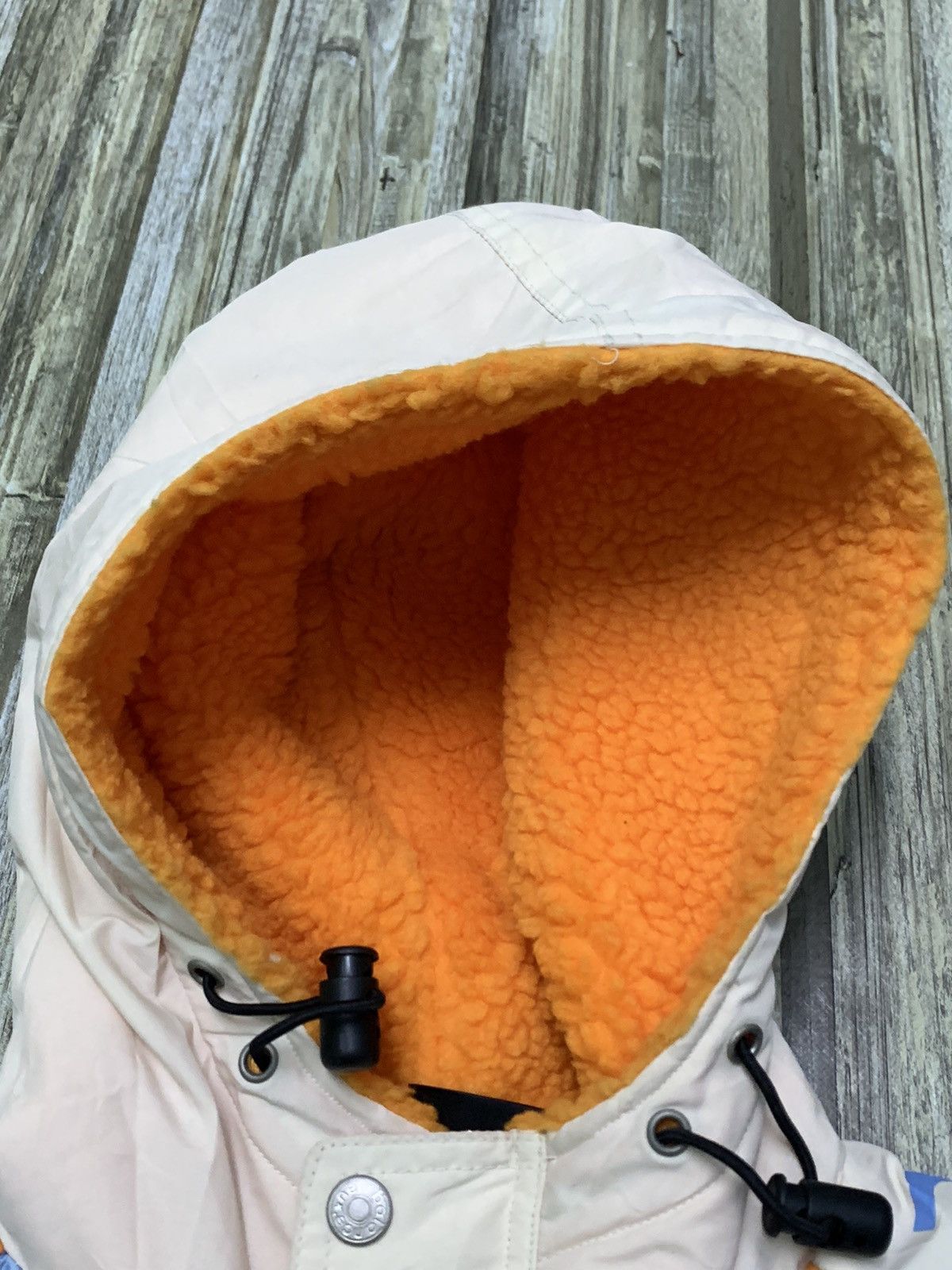 New Balance Nice New Balance Big Logo And Spellout Long Raincoat Size US M / EU 48-50 / 2 - 6 Thumbnail