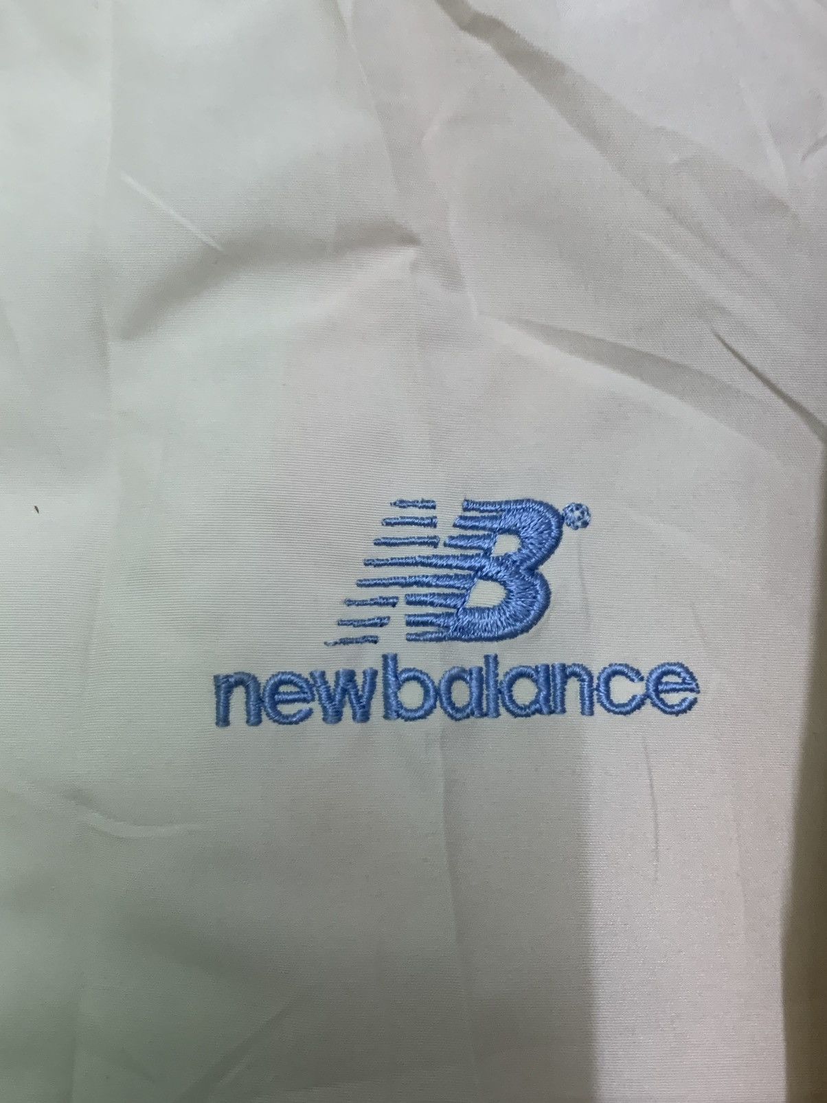 New Balance Nice New Balance Big Logo And Spellout Long Raincoat Size US M / EU 48-50 / 2 - 3 Thumbnail