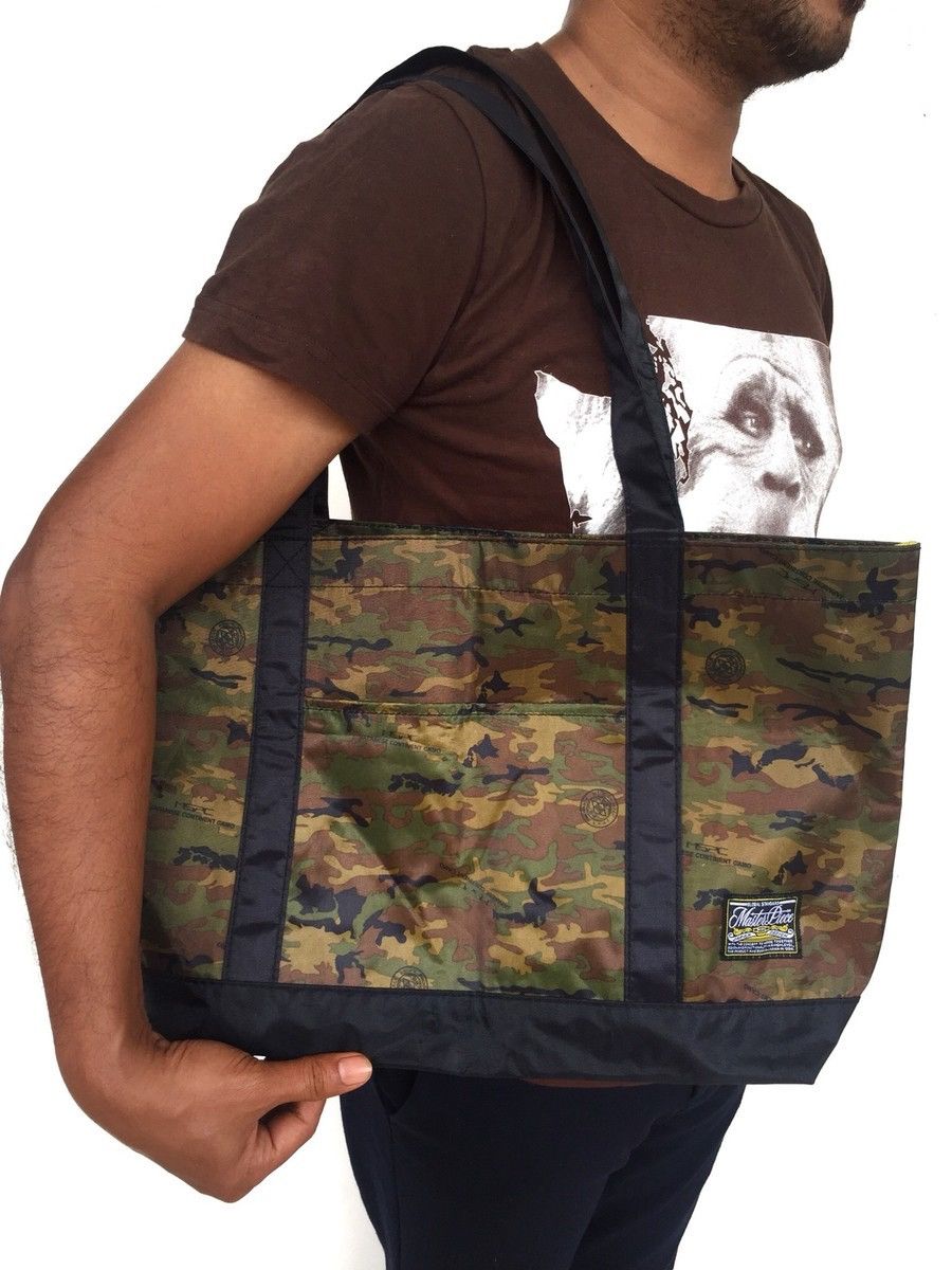 Porter Masterpiece Porter 🇯🇵 Camo Utility Shoulder Tote Bag Size ONE SIZE - 8 Thumbnail
