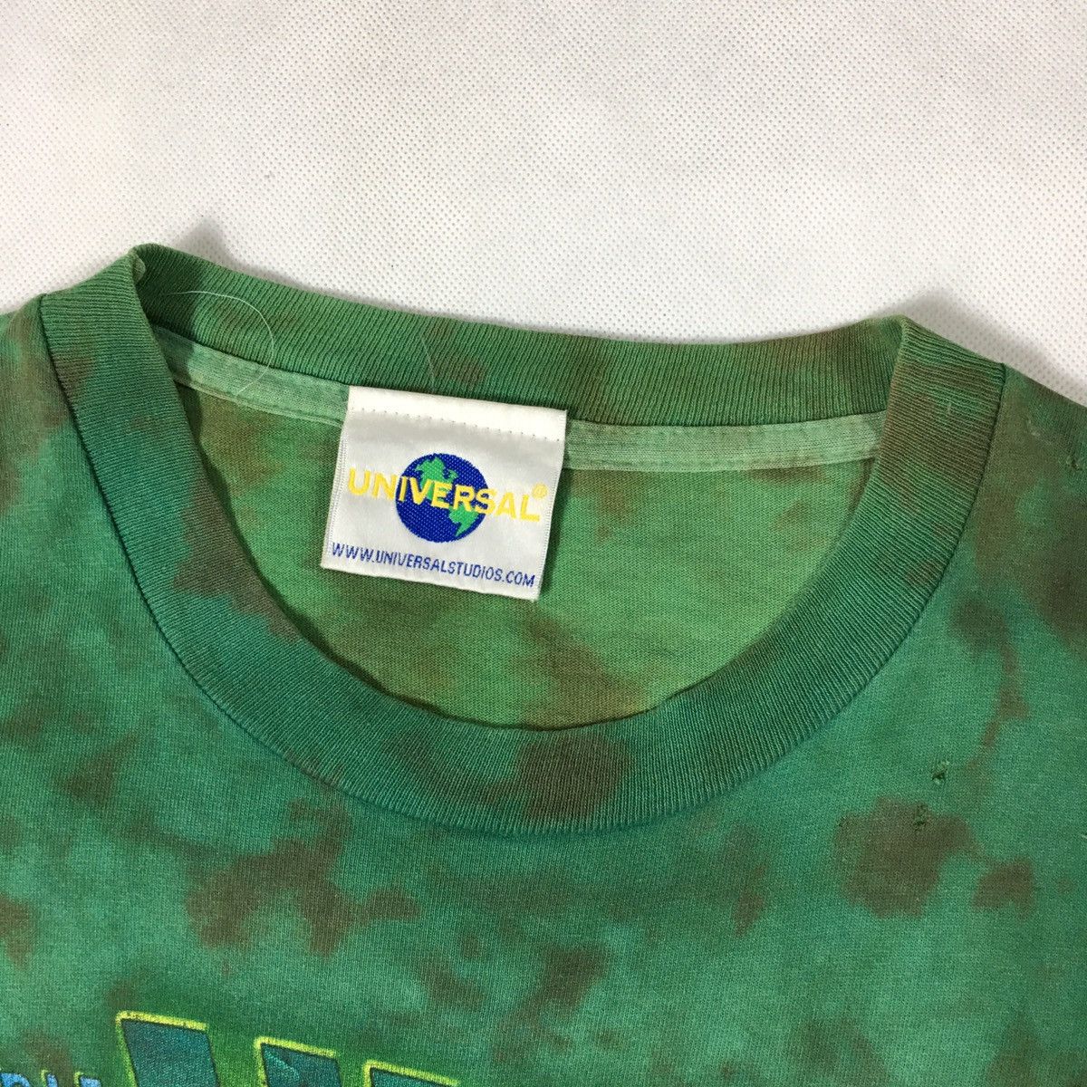 Marvel Comics × Universal Studios × Vintage Vtg Hulk Tie Dye Marvel Universal Studio Distressed Tshirt Size US L / EU 52-54 / 3 - 8 Thumbnail