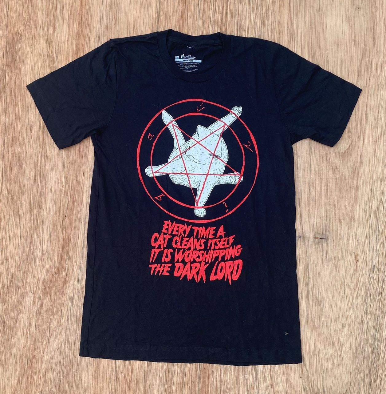 Vintage vintage tee E 1 cats worship dark lord Size US S / EU 44-46 / 1 - 1 Thumbnail