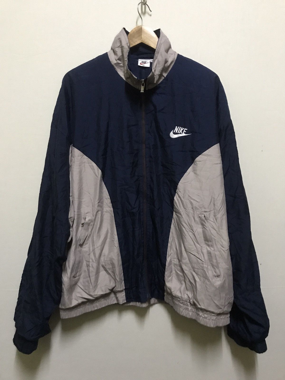 Nike × Vintage Vintage 90s Nike Windbreaker Size US XL / EU 56 / 4 - 1 Thumbnail