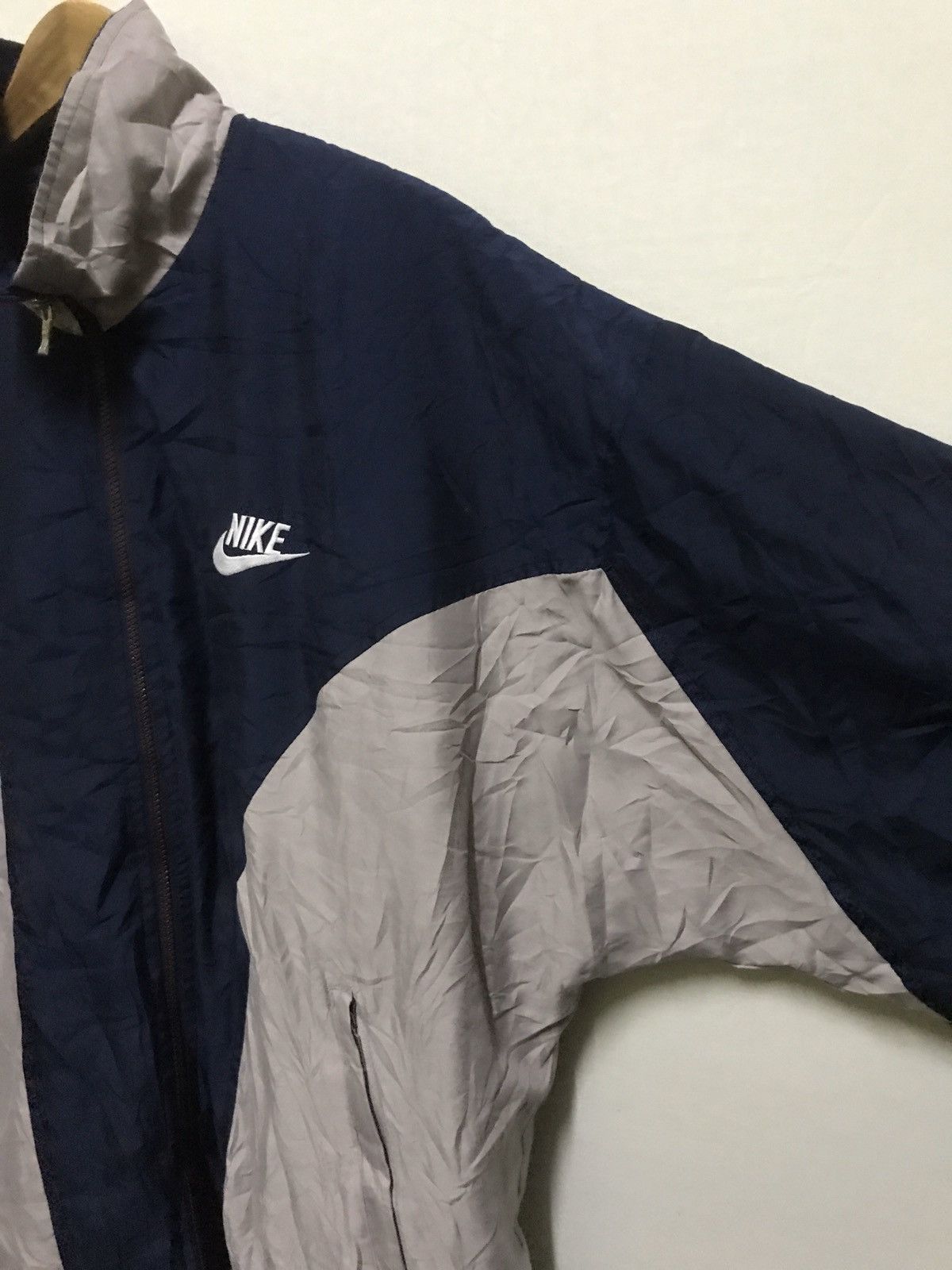 Nike × Vintage Vintage 90s Nike Windbreaker Size US XL / EU 56 / 4 - 8 Thumbnail