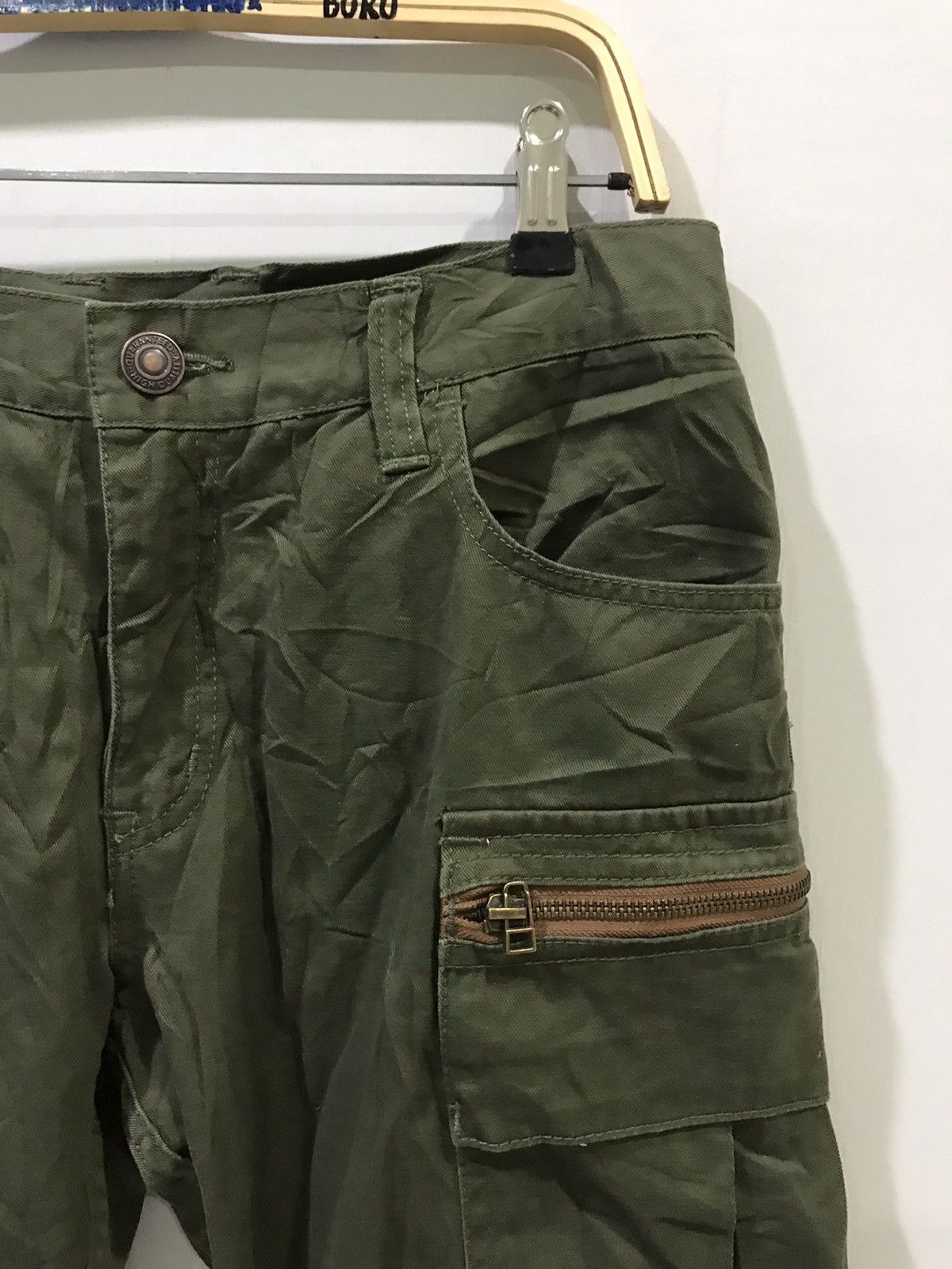 Japanese Brand FREE GATE Japan Big Side Pocket Zipper Cropped Cargo Pant Size US 32 / EU 48 - 2 Thumbnail
