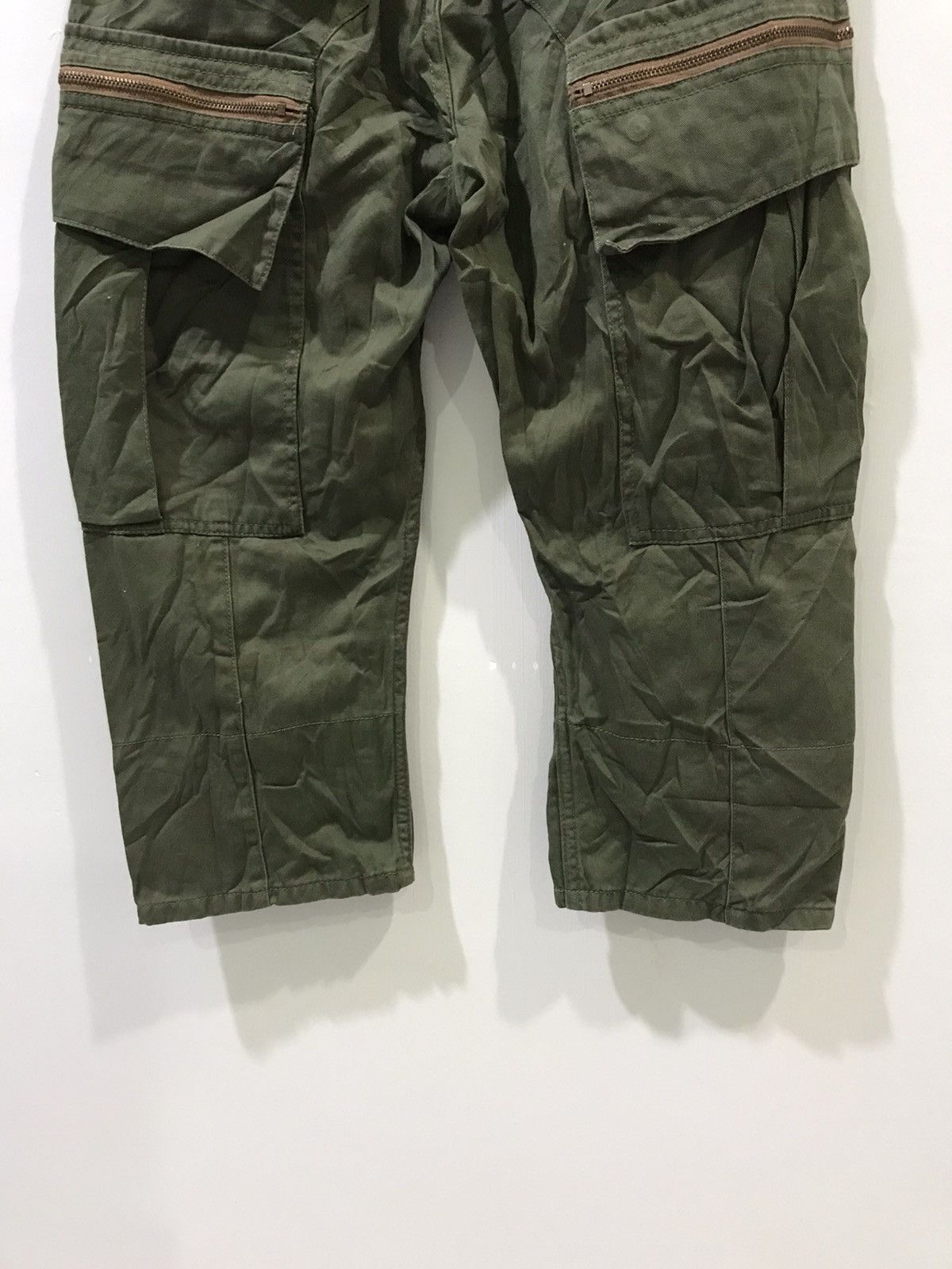 Japanese Brand FREE GATE Japan Big Side Pocket Zipper Cropped Cargo Pant Size US 32 / EU 48 - 9 Thumbnail
