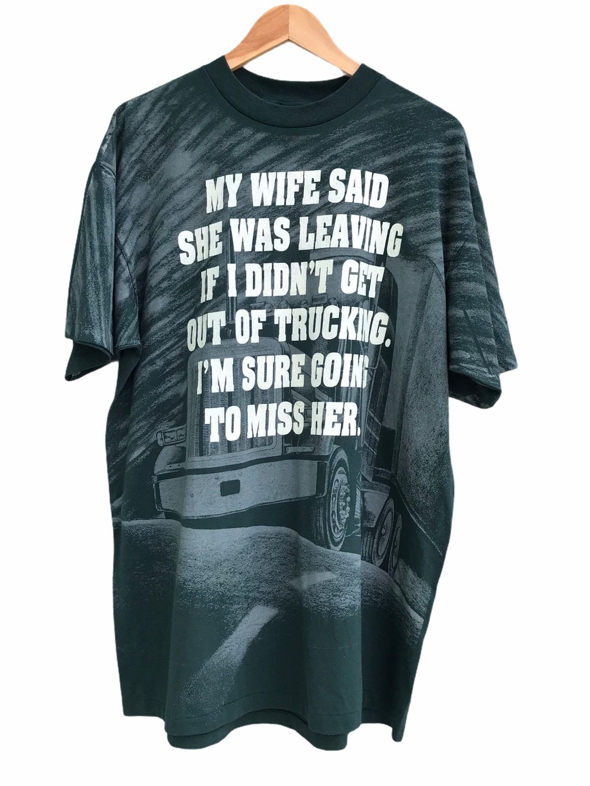 Vintage Vtg 3D Emblem All Over Print Truck Stop Branford Ct T-shirt Size US XL / EU 56 / 4 - 1 Thumbnail