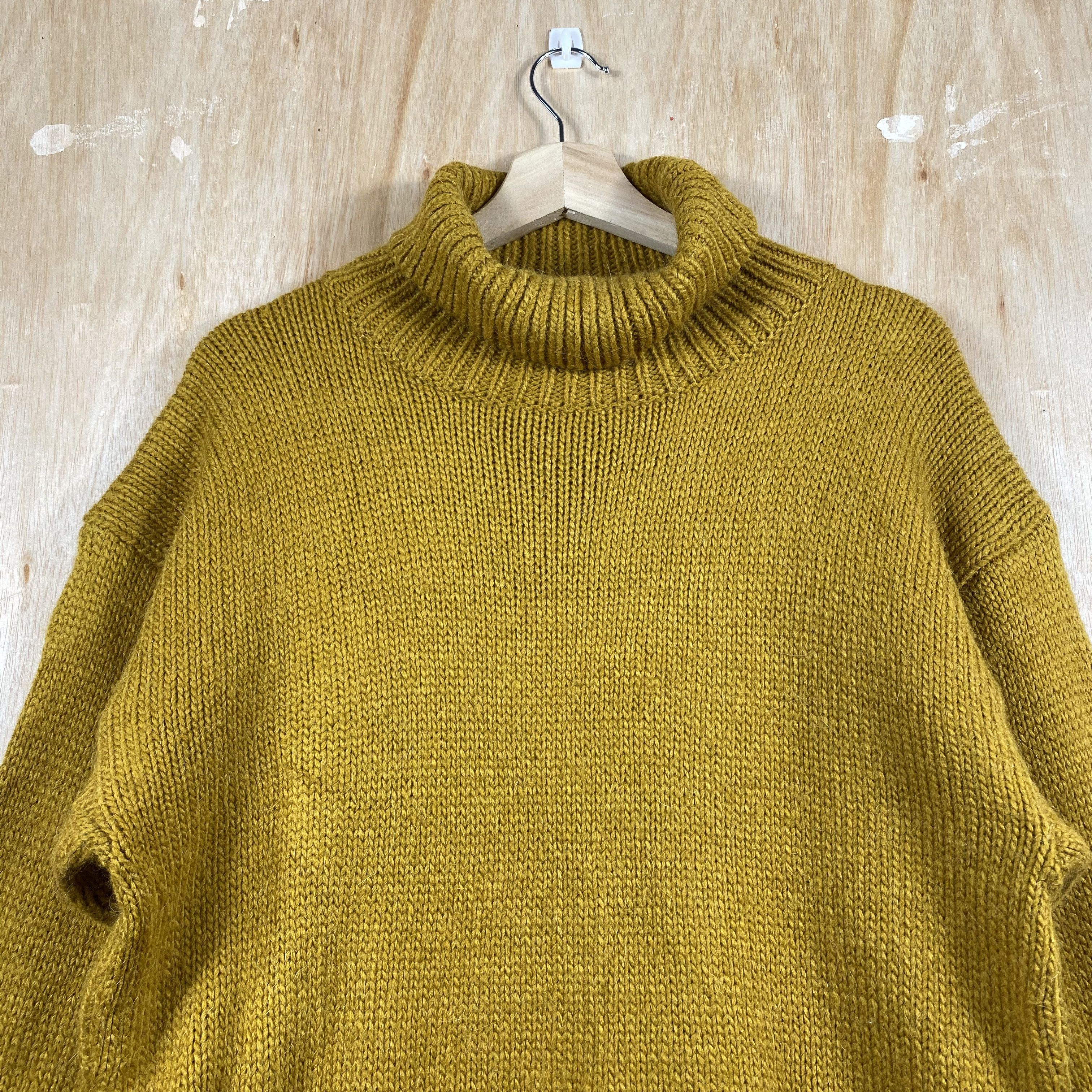 JW Anderson × Uniqlo Special Collabration J.W.Anderson x Uniqlo Knitwear Sweater Size US XL / EU 56 / 4 - 3 Thumbnail