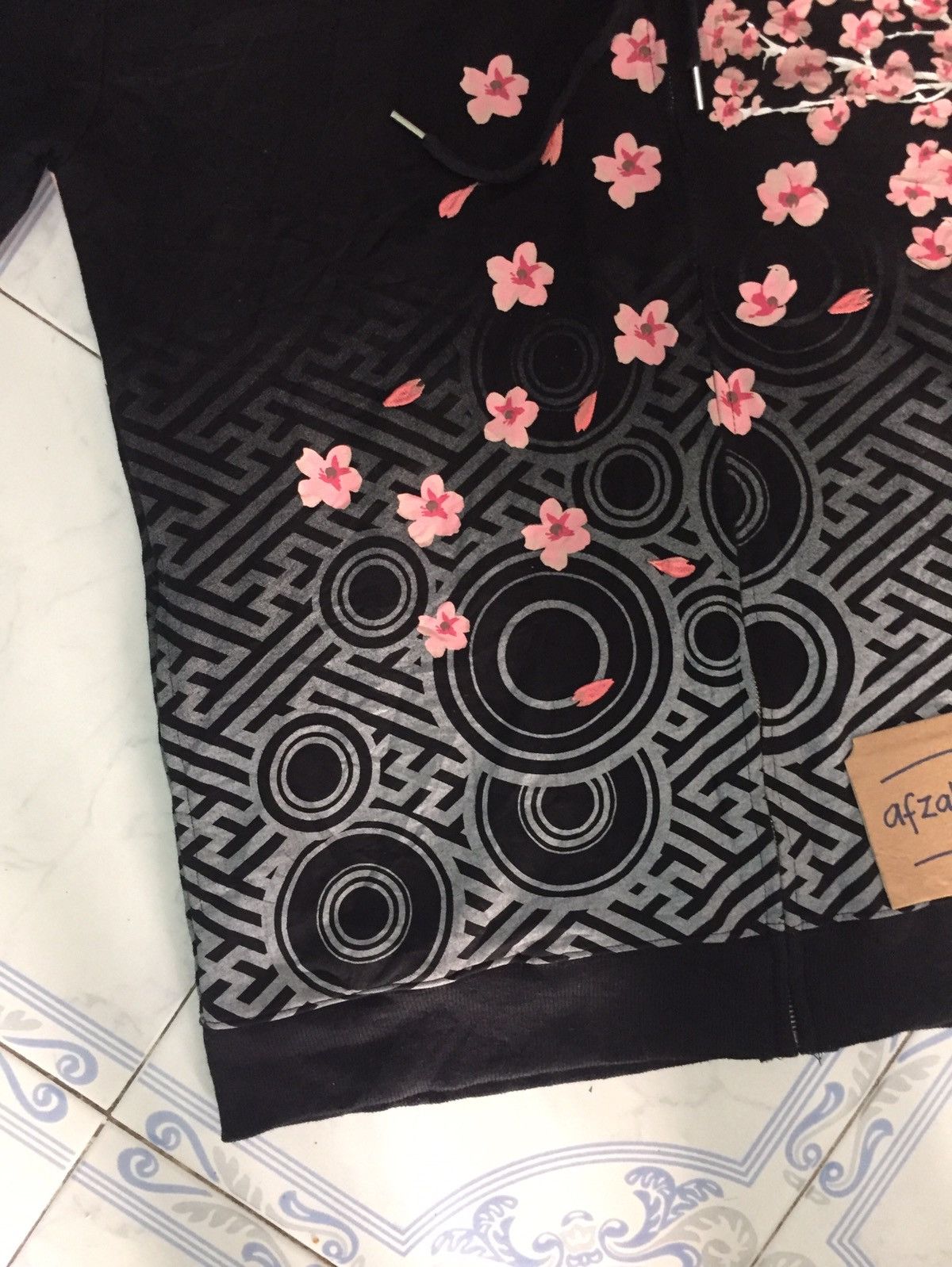 Japanese Brand Nice print dragon tiger sakura short sleeve zipper hoodie Size US M / EU 48-50 / 2 - 3 Thumbnail