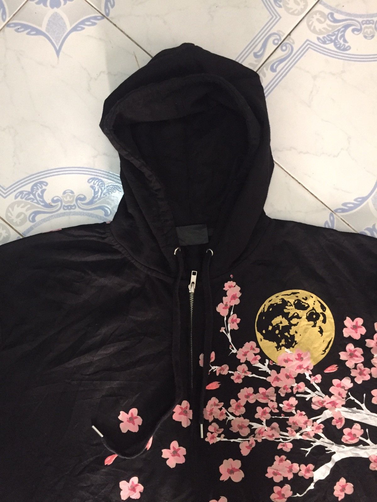 Japanese Brand Nice print dragon tiger sakura short sleeve zipper hoodie Size US M / EU 48-50 / 2 - 7 Thumbnail