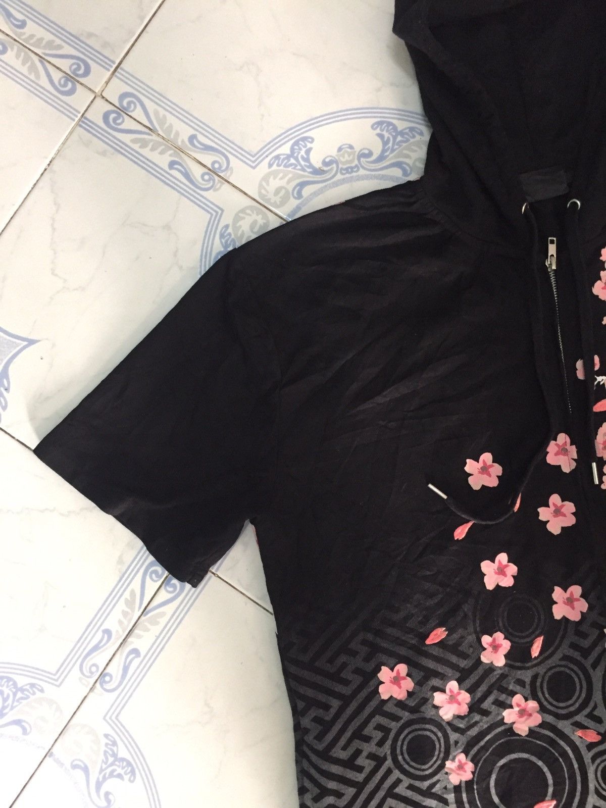 Japanese Brand Nice print dragon tiger sakura short sleeve zipper hoodie Size US M / EU 48-50 / 2 - 6 Thumbnail