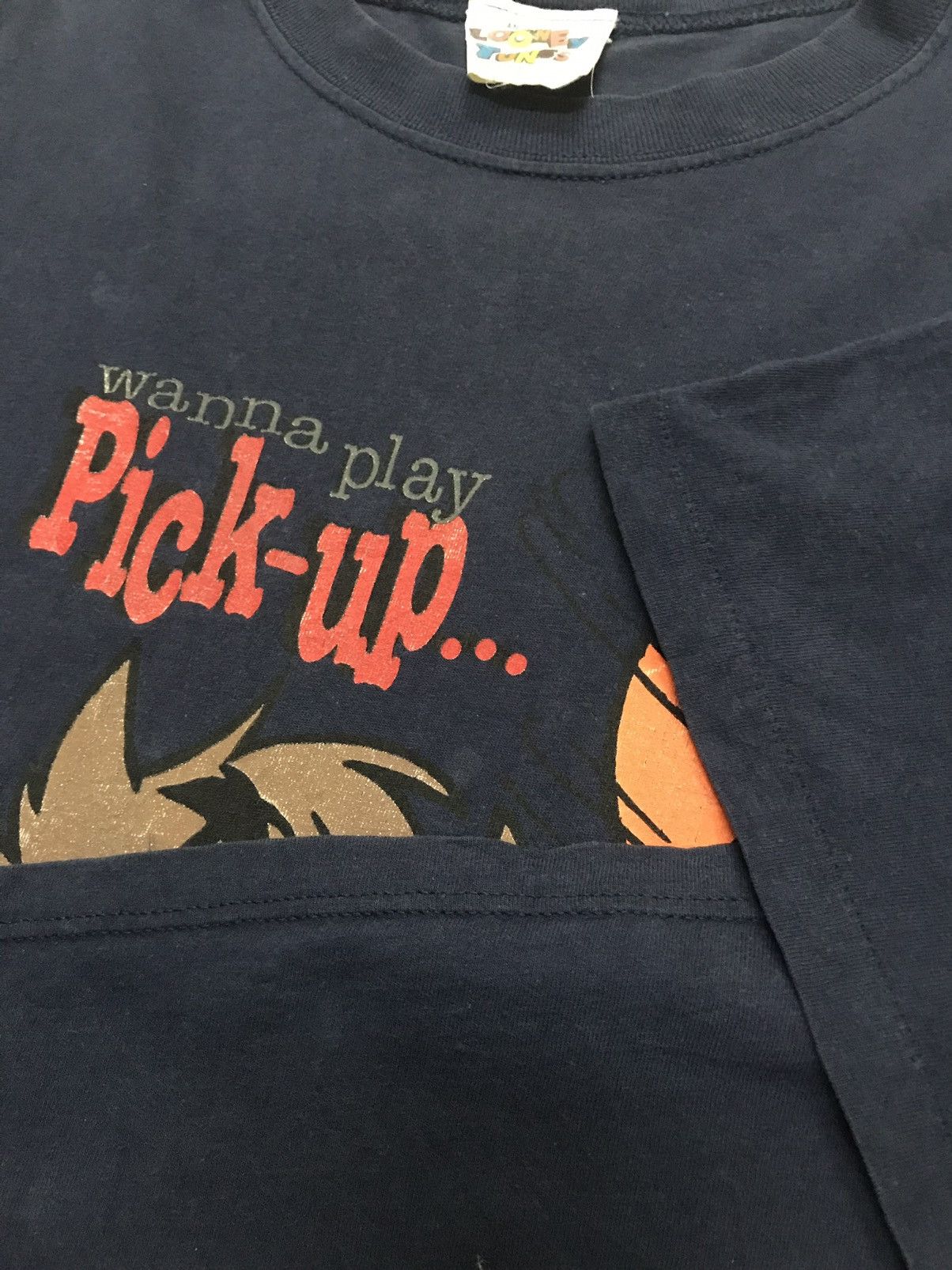 Cartoon Network × Vintage × Warner Bros Vintage 90s Looney Tunes Tazmania Size US L / EU 52-54 / 3 - 5 Thumbnail