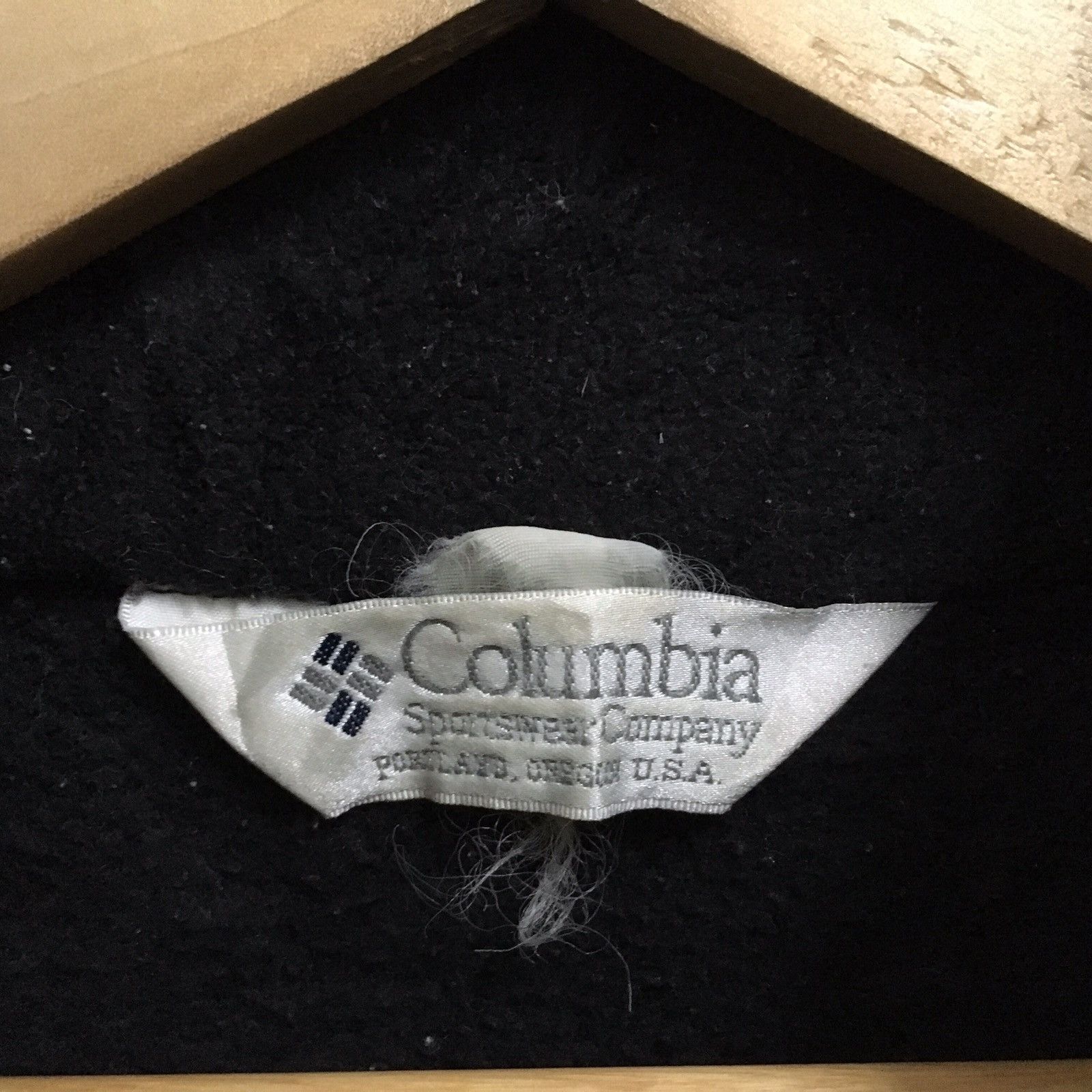 Columbia × Vintage COLUMBIA OUTDOOR SPORTSWEAR EMBROIDERY FLEECE SWEATER Size US XL / EU 56 / 4 - 4 Thumbnail