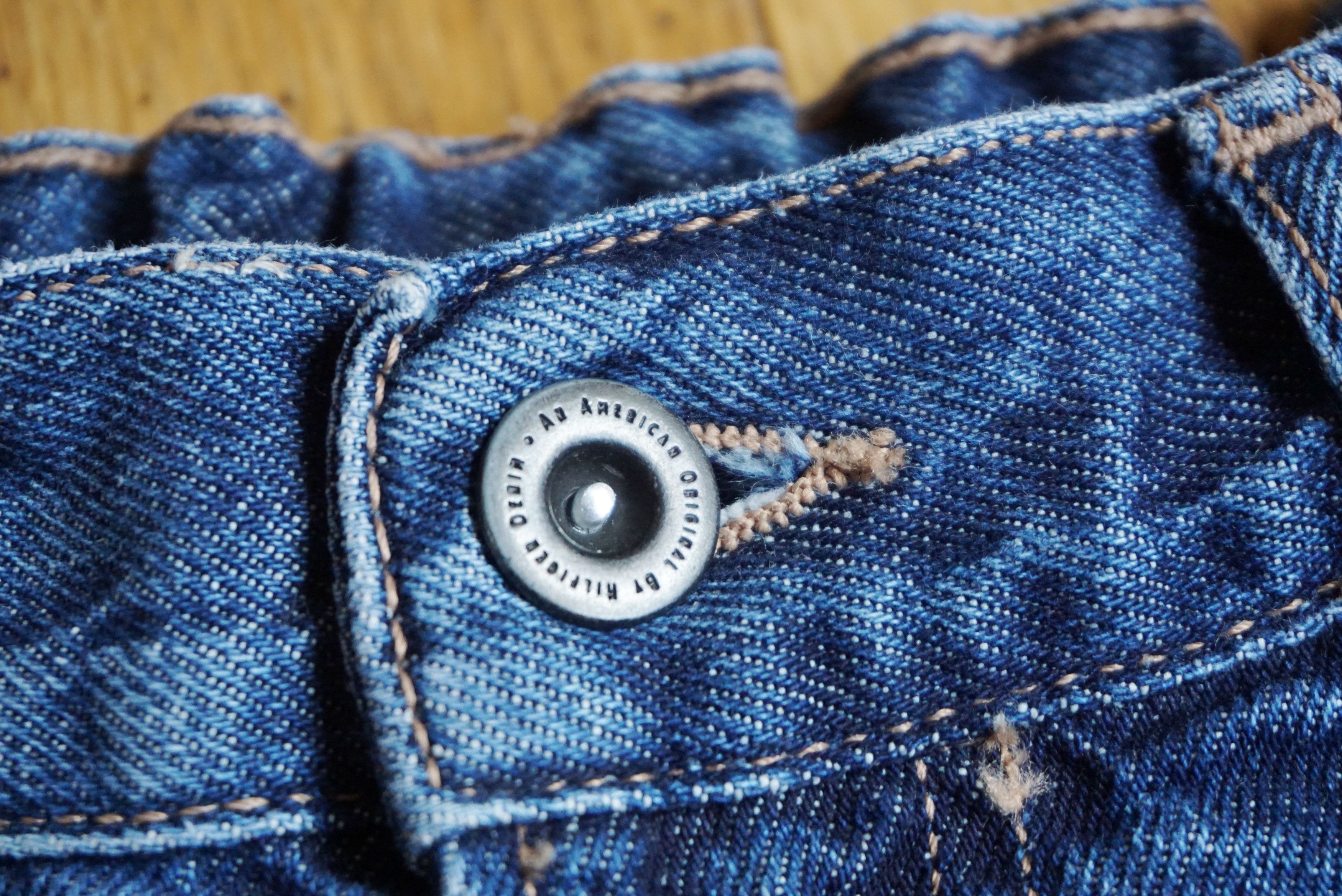 Tommy Hilfiger Vintage Y2K Tommy Hilfiger 34 band waist jeans 90s cropped Size US 34 / EU 50 - 9 Thumbnail