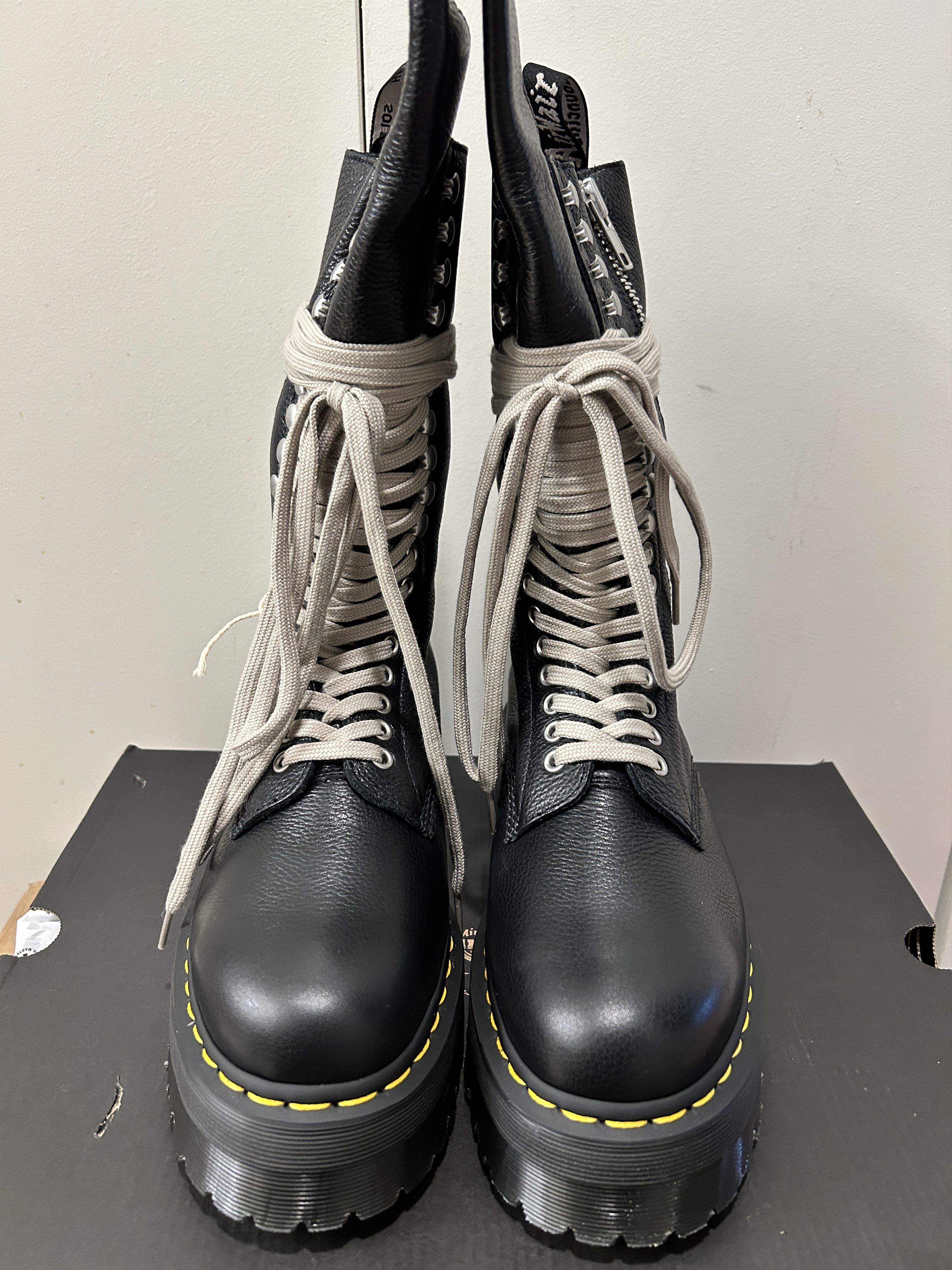 Dr. Martens × Rick Owens 1918 Quad Leather Sole Calf Length Boot Rick Owens Black Size US 12 / EU 45 - 4 Thumbnail