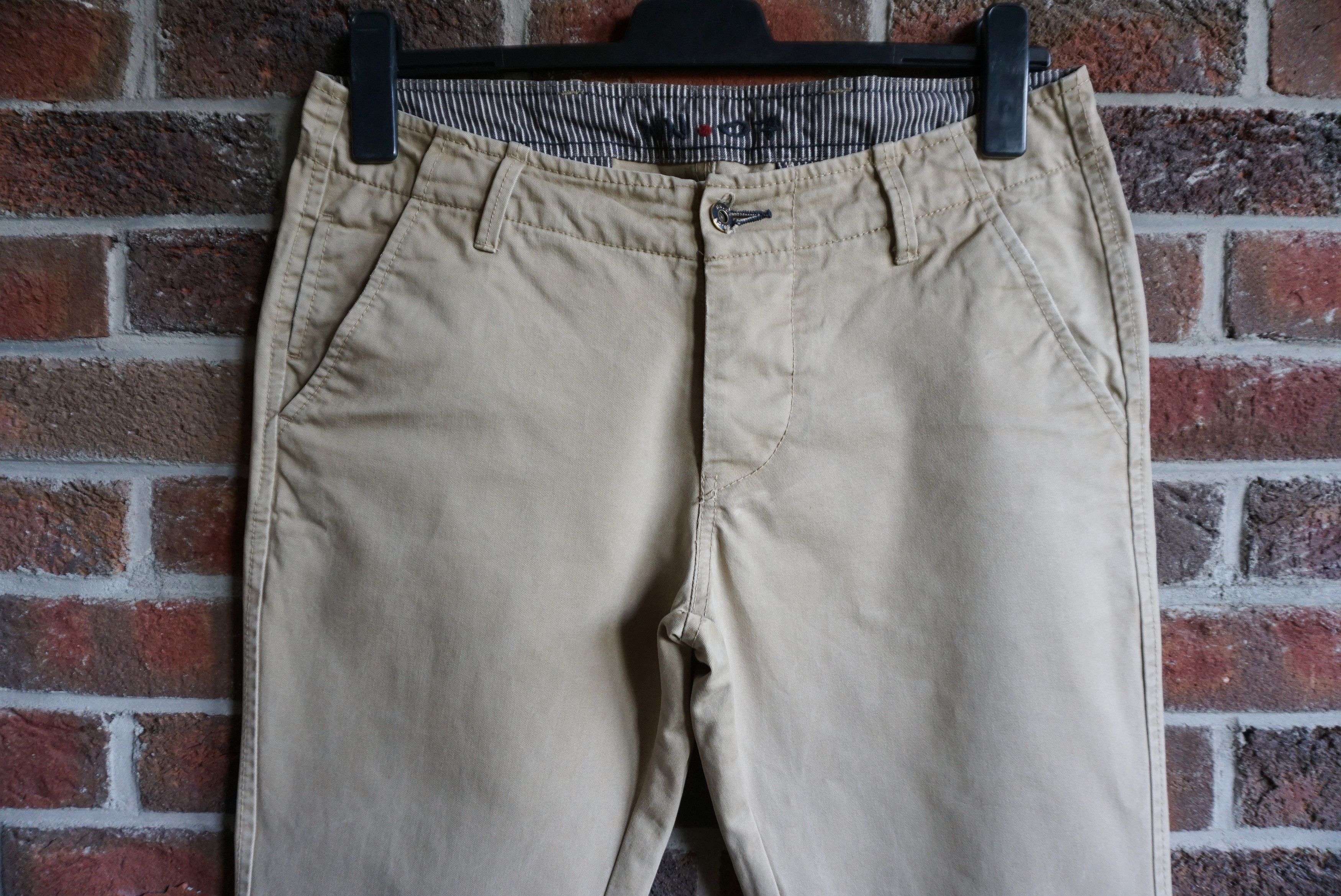 NN07 NN07 No Nationality Simon 32/34 brown chino trousers pants Size US 32 / EU 48 - 4 Thumbnail