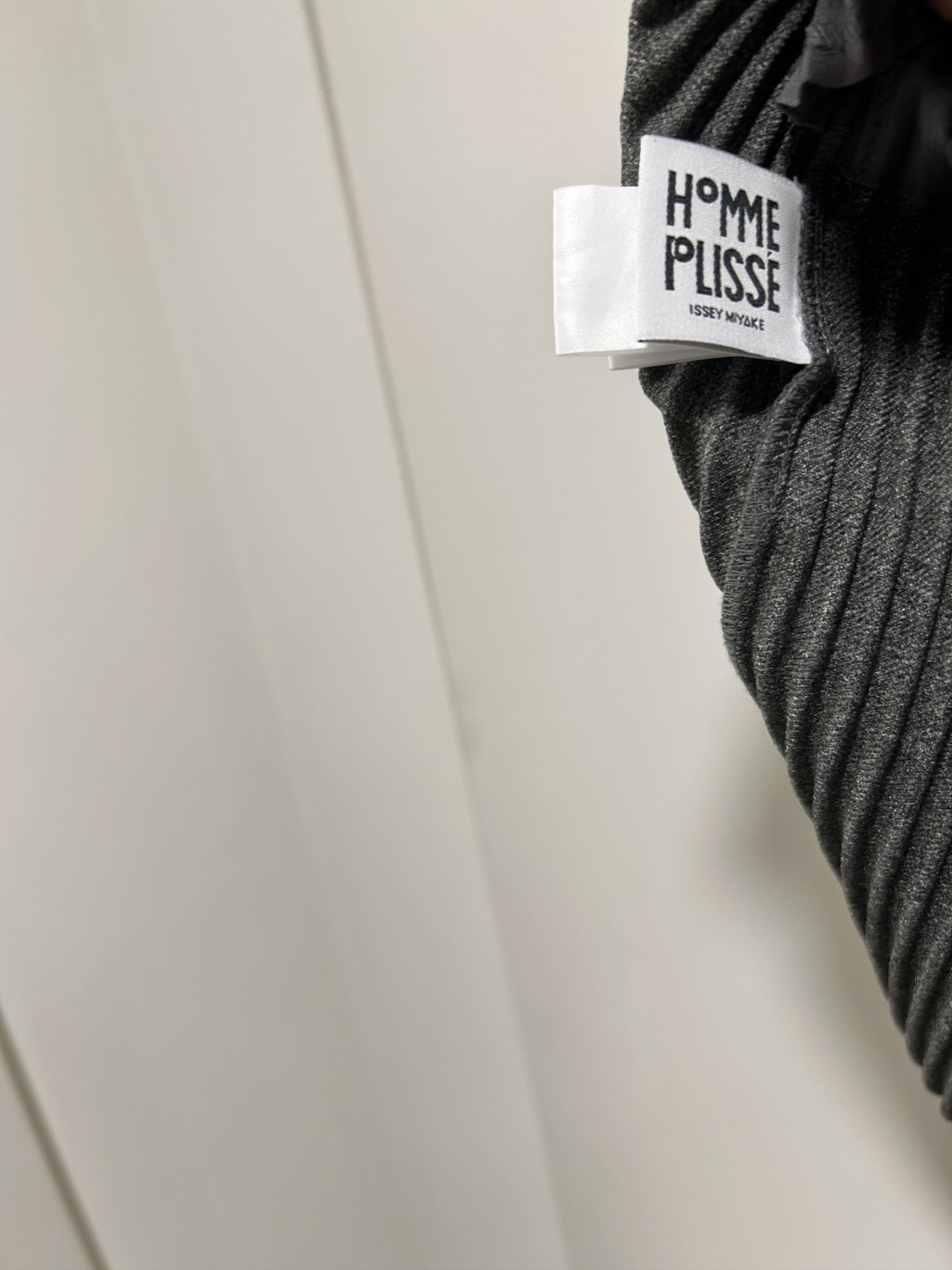 Homme Plisse Issey Miyake PLEATED LIGHT JACKET GREY MELANGE size 2 Size US M / EU 48-50 / 2 - 5 Thumbnail