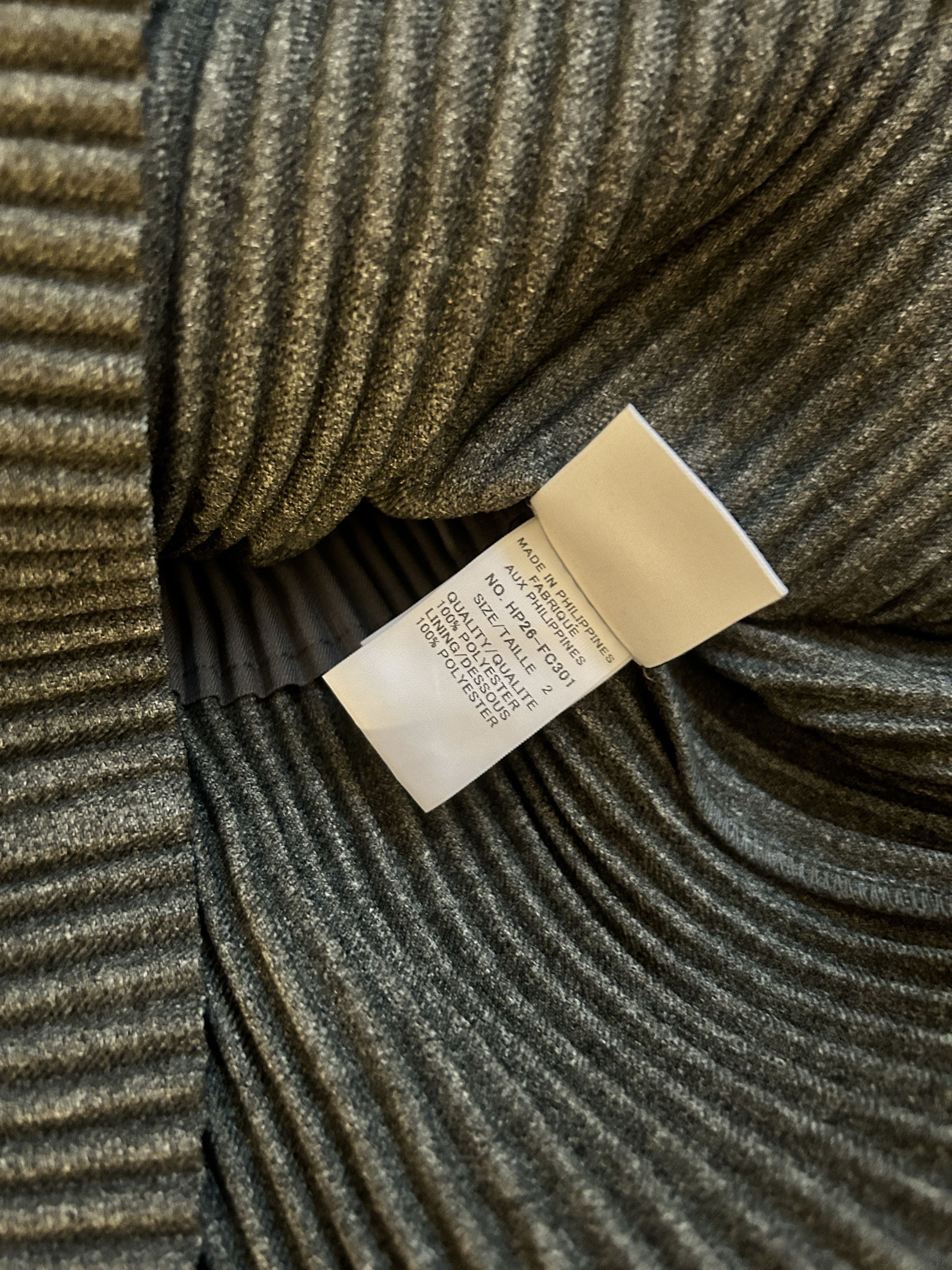 Homme Plisse Issey Miyake PLEATED LIGHT JACKET GREY MELANGE size 2 Size US M / EU 48-50 / 2 - 10 Thumbnail