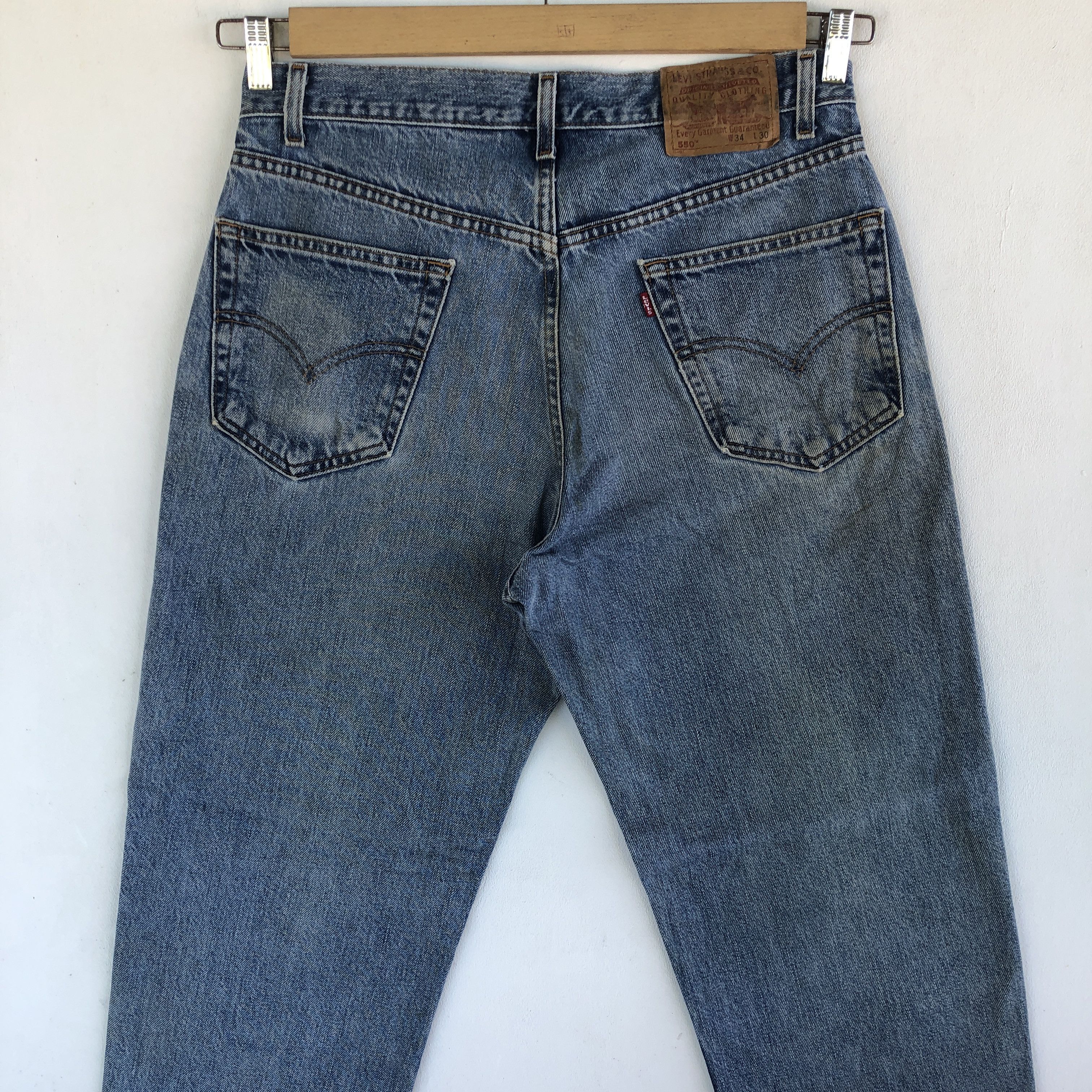 Levi's Vintage Levis Dirty Blue Light Wash Jeans Levi's 550 Denim Size 30" / US 8 / IT 44 - 4 Thumbnail