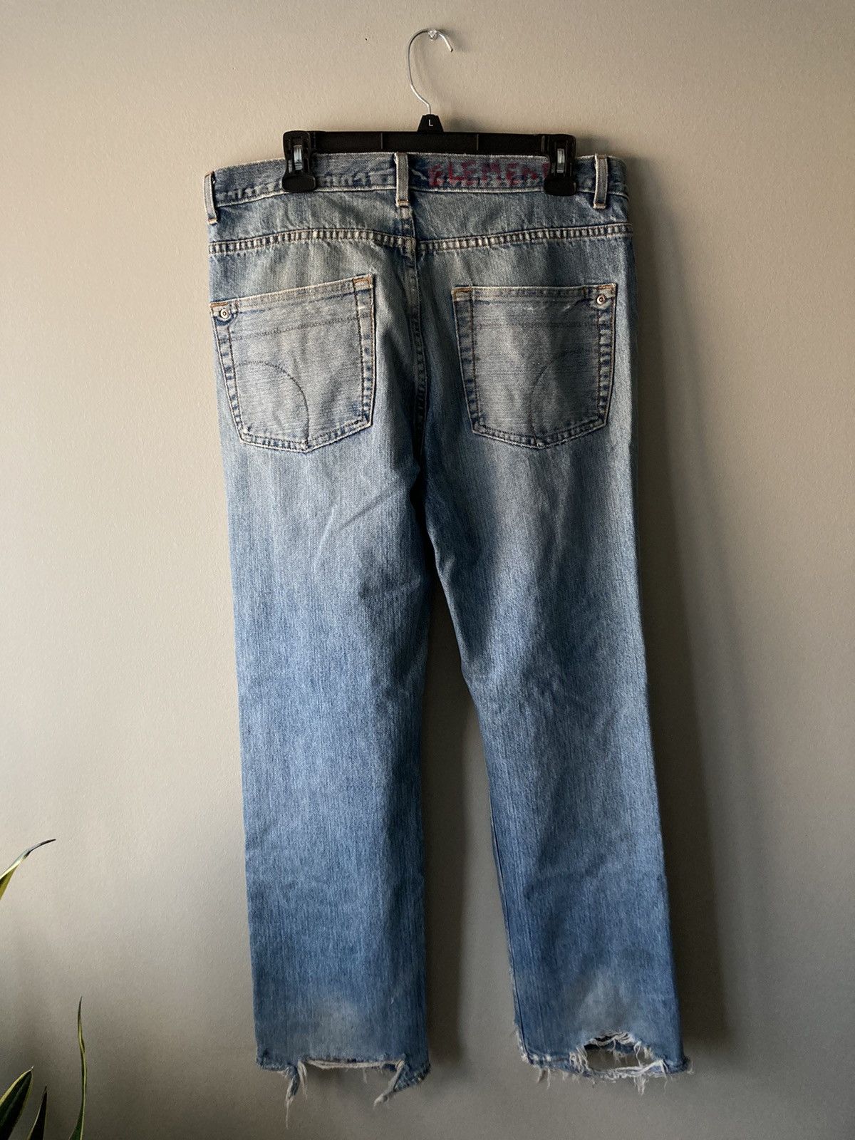 Element VINTAGE ELEMENT SKATE DISTRESSED & DESTROYED DENIM Size US 32 / EU 48 - 4 Thumbnail