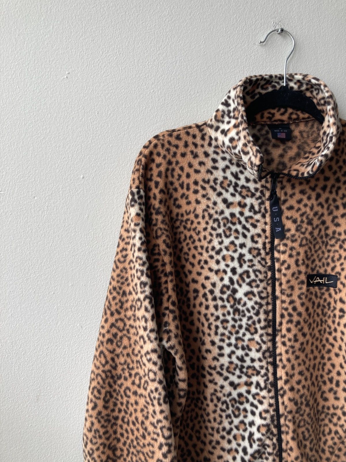 Vintage Vintage Made in USA Leopard Zip Up Supreme Style Size US M / EU 48-50 / 2 - 3 Thumbnail