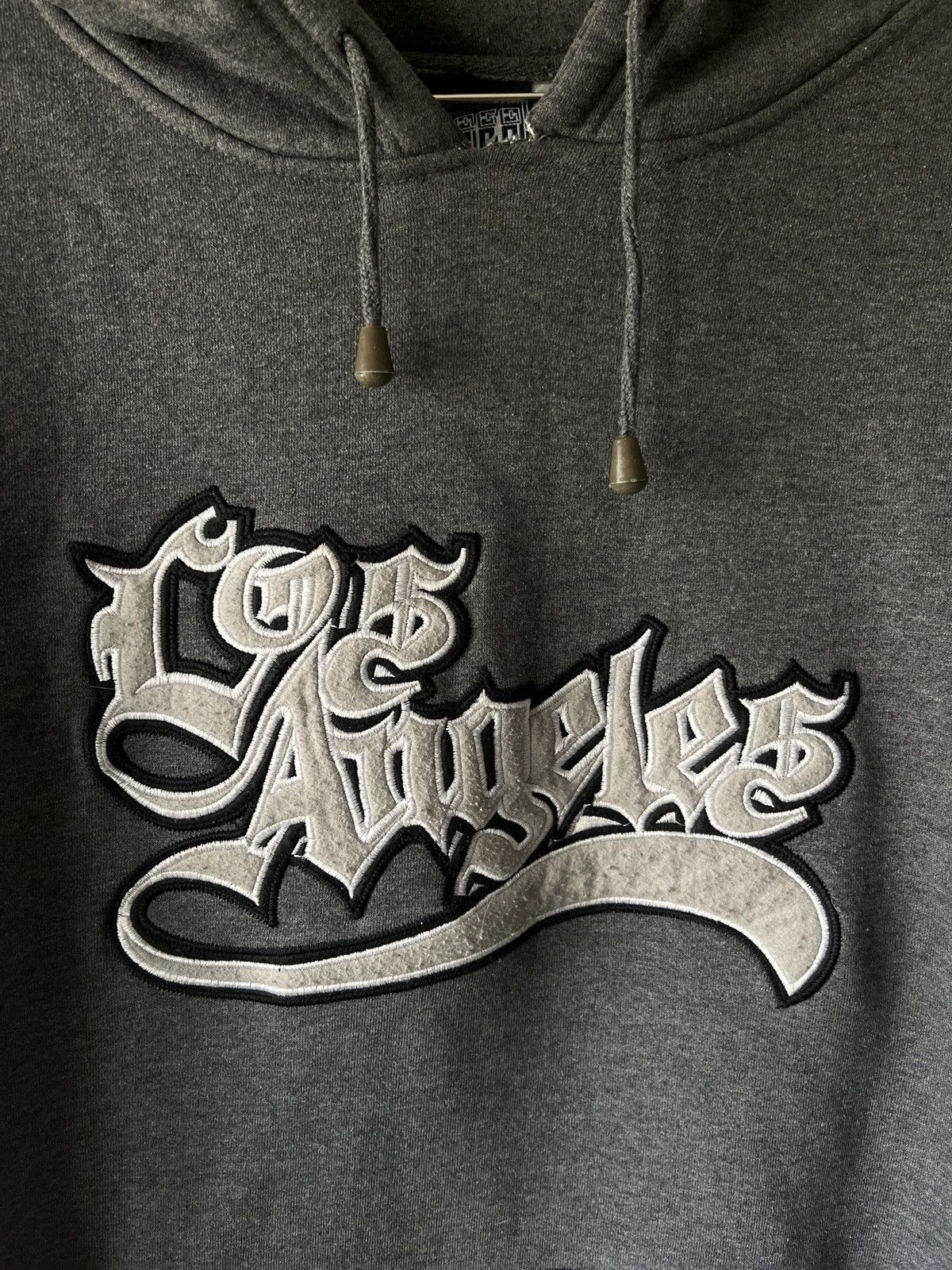 Vintage VINTAGE SLATE GREY LOS ANGELES STREETWEAR HOODIE Size US XL / EU 56 / 4 - 3 Thumbnail