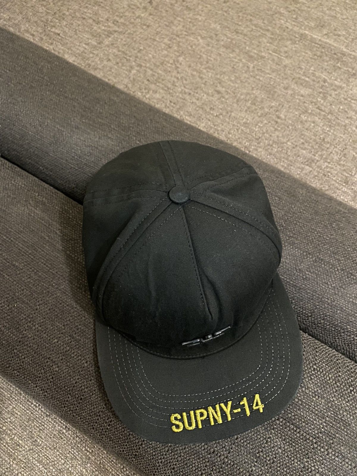 Designer × Supreme Supreme SUPNY-14 T.A.R.F.U. 5-Panel Snapback Black Size ONE SIZE - 8 Thumbnail