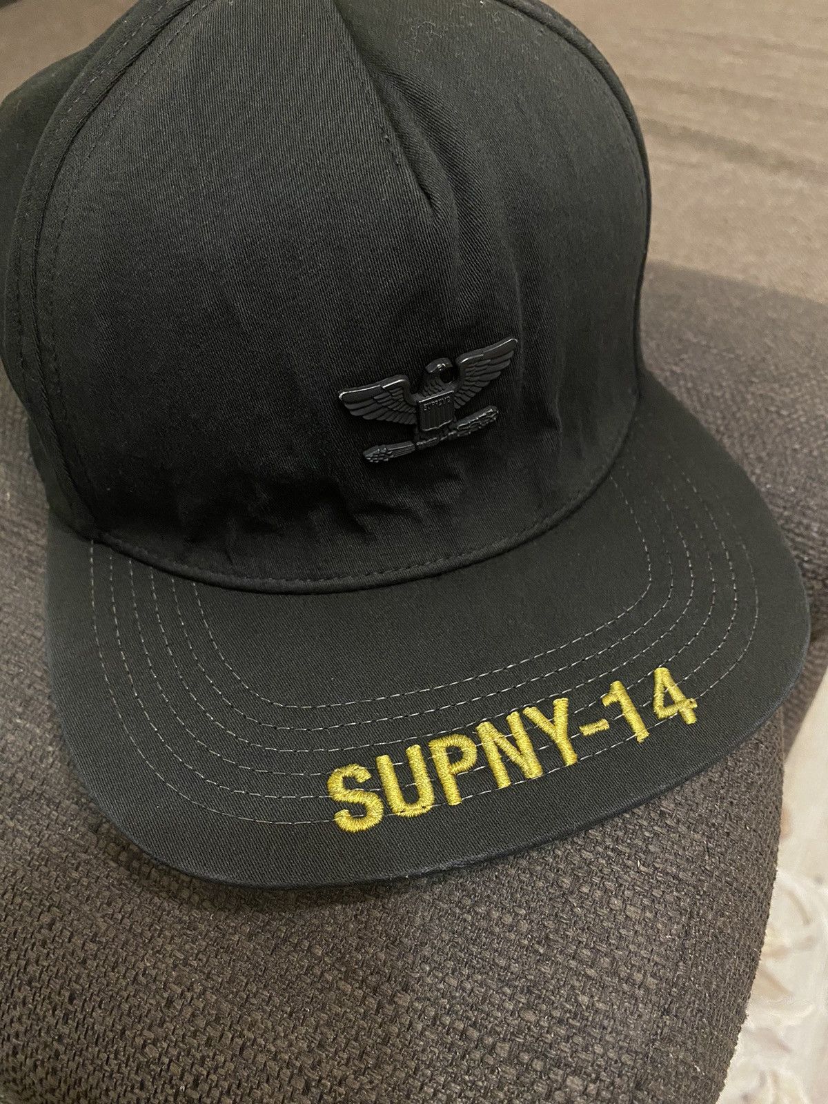 Designer × Supreme Supreme SUPNY-14 T.A.R.F.U. 5-Panel Snapback Black Size ONE SIZE - 3 Thumbnail