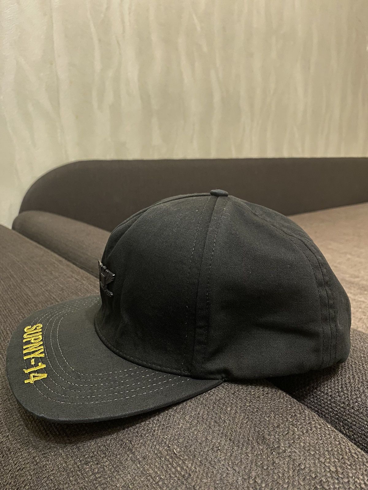 Designer × Supreme Supreme SUPNY-14 T.A.R.F.U. 5-Panel Snapback Black Size ONE SIZE - 4 Thumbnail