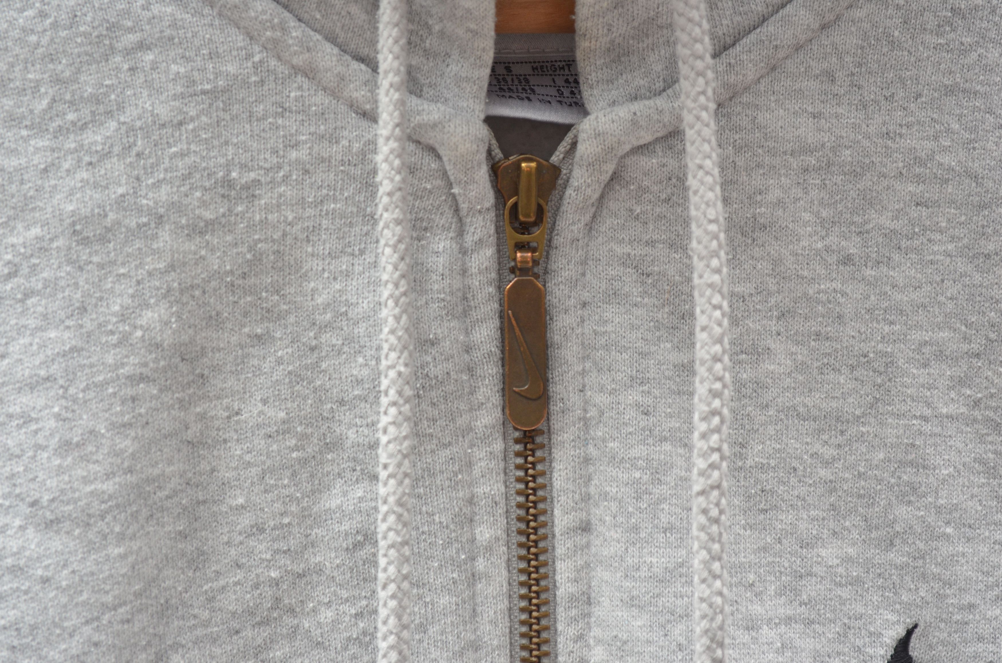 Nike × Vintage Vintage Nike Full Zip Embroided Logo Grey Hoodie 90s y2k Size US S / EU 44-46 / 1 - 5 Thumbnail